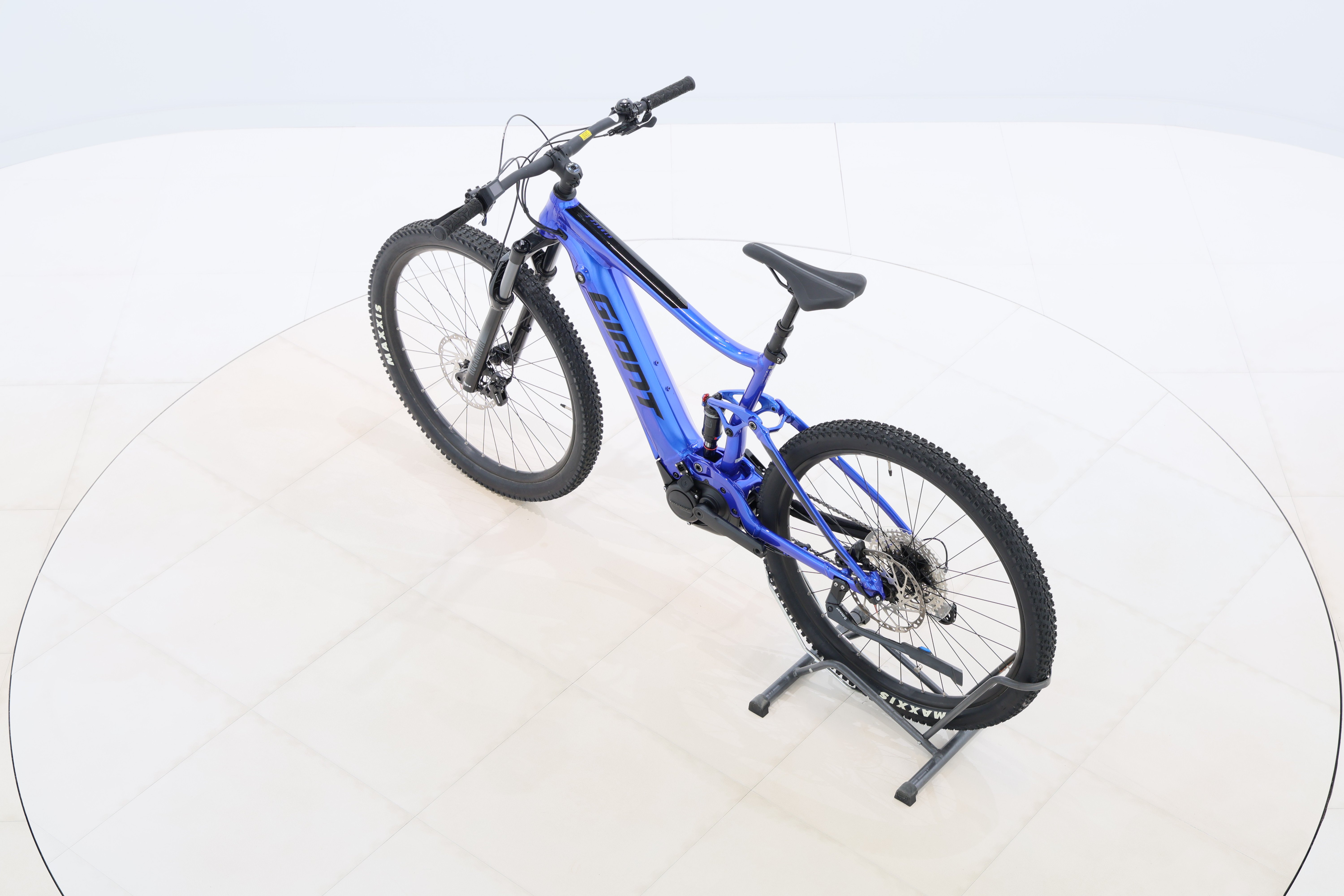 21beb2f8-e21f-4935-9b61-1bff58f84922