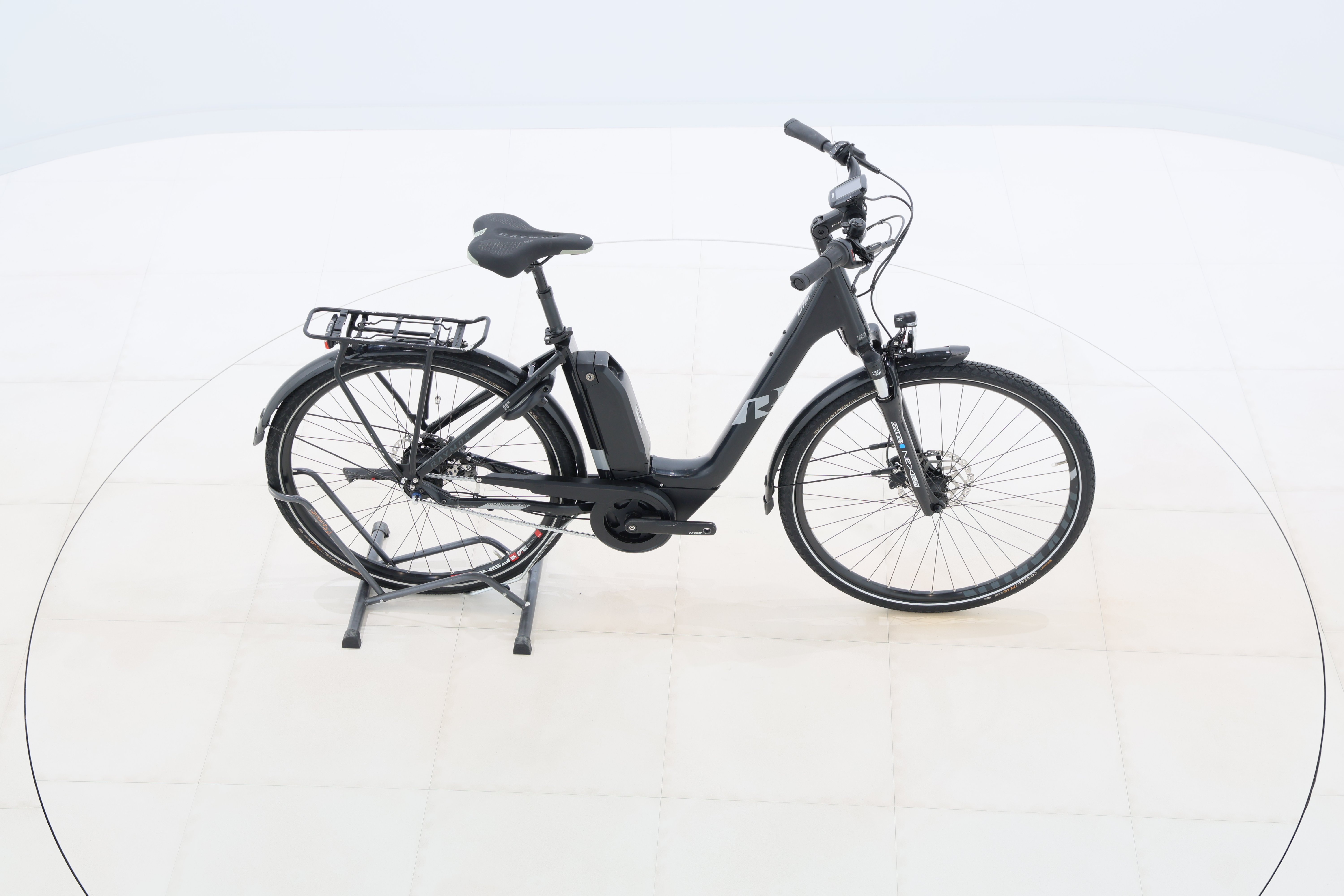 d4cee625-af4f-4da5-aed3-cc0f89611347