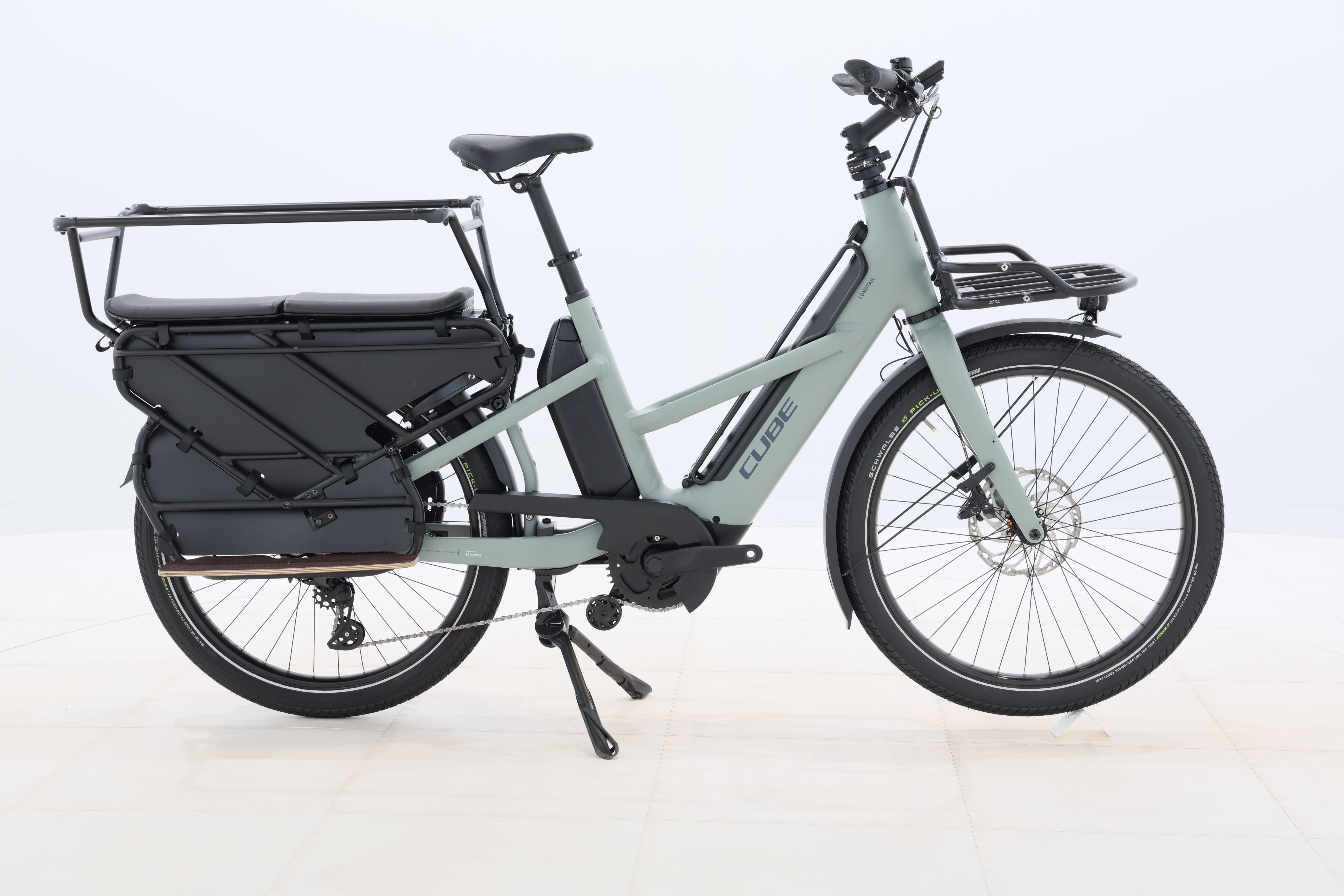 b86df0fa-da3a-425d-8608-826163f4d52d