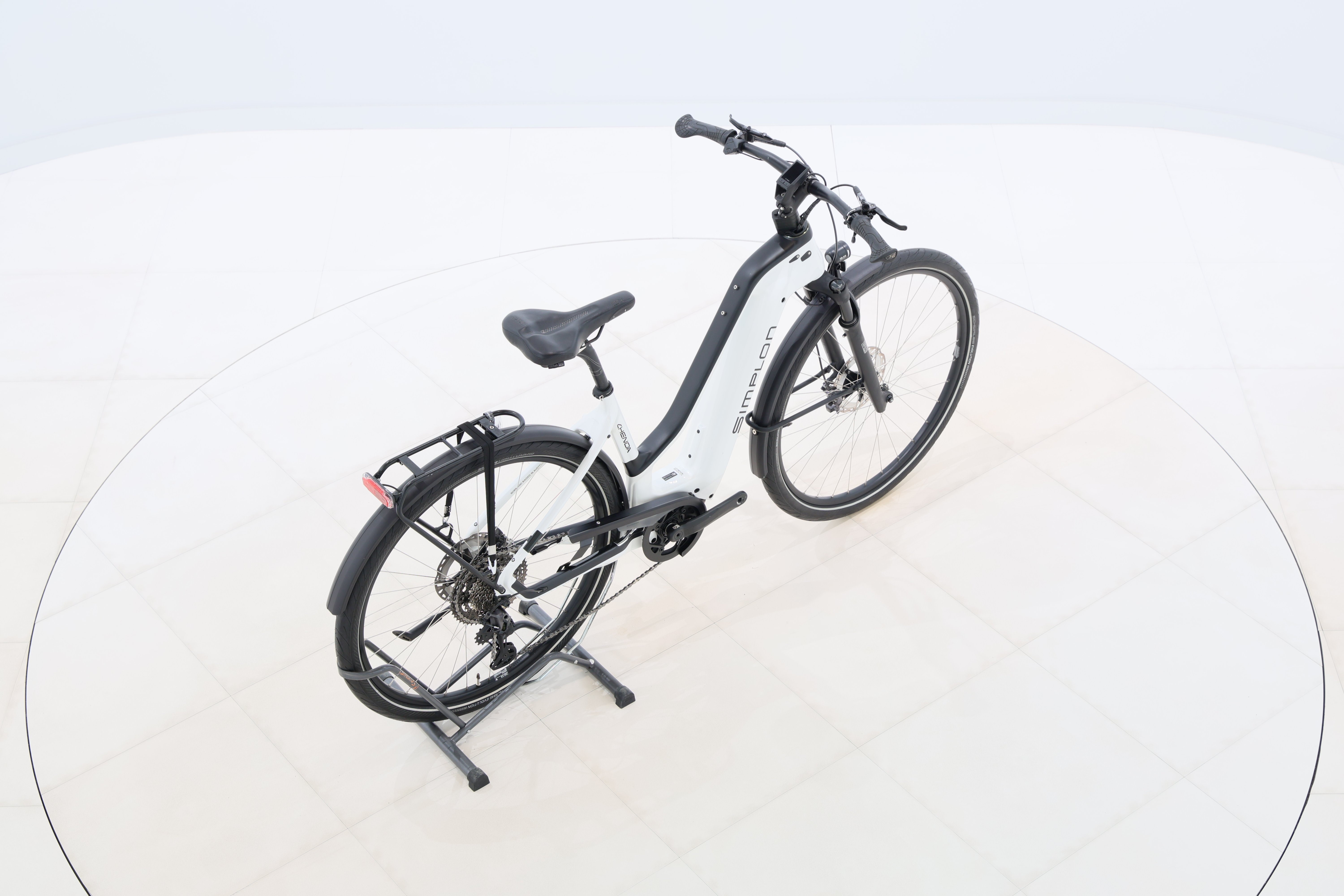 9dcbb986-4b11-47be-999d-1654d5c48bee