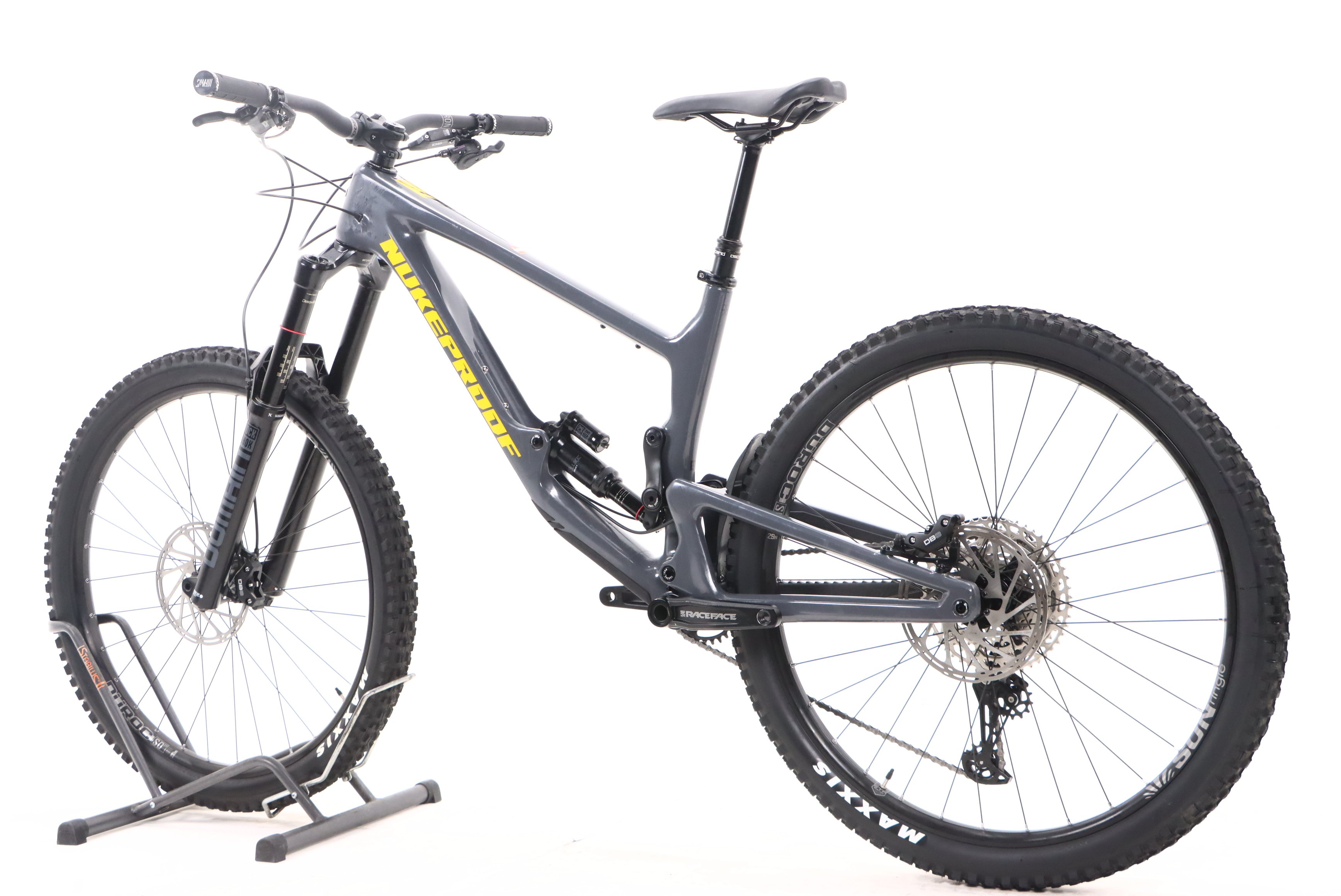 42fb817d-3baf-4602-8655-4552b1186542