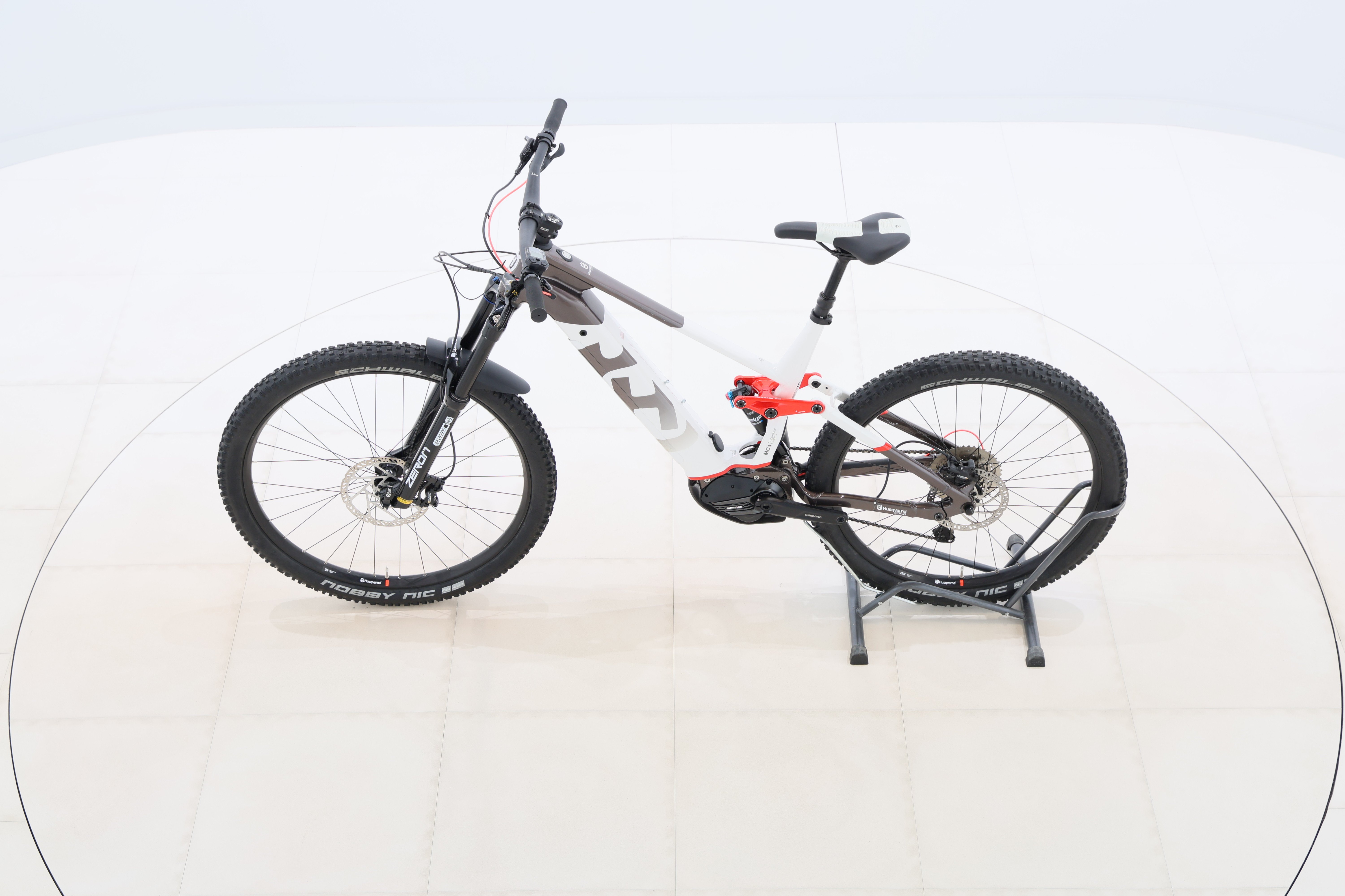 ee4311eb-0e04-440e-92aa-d199522671a6