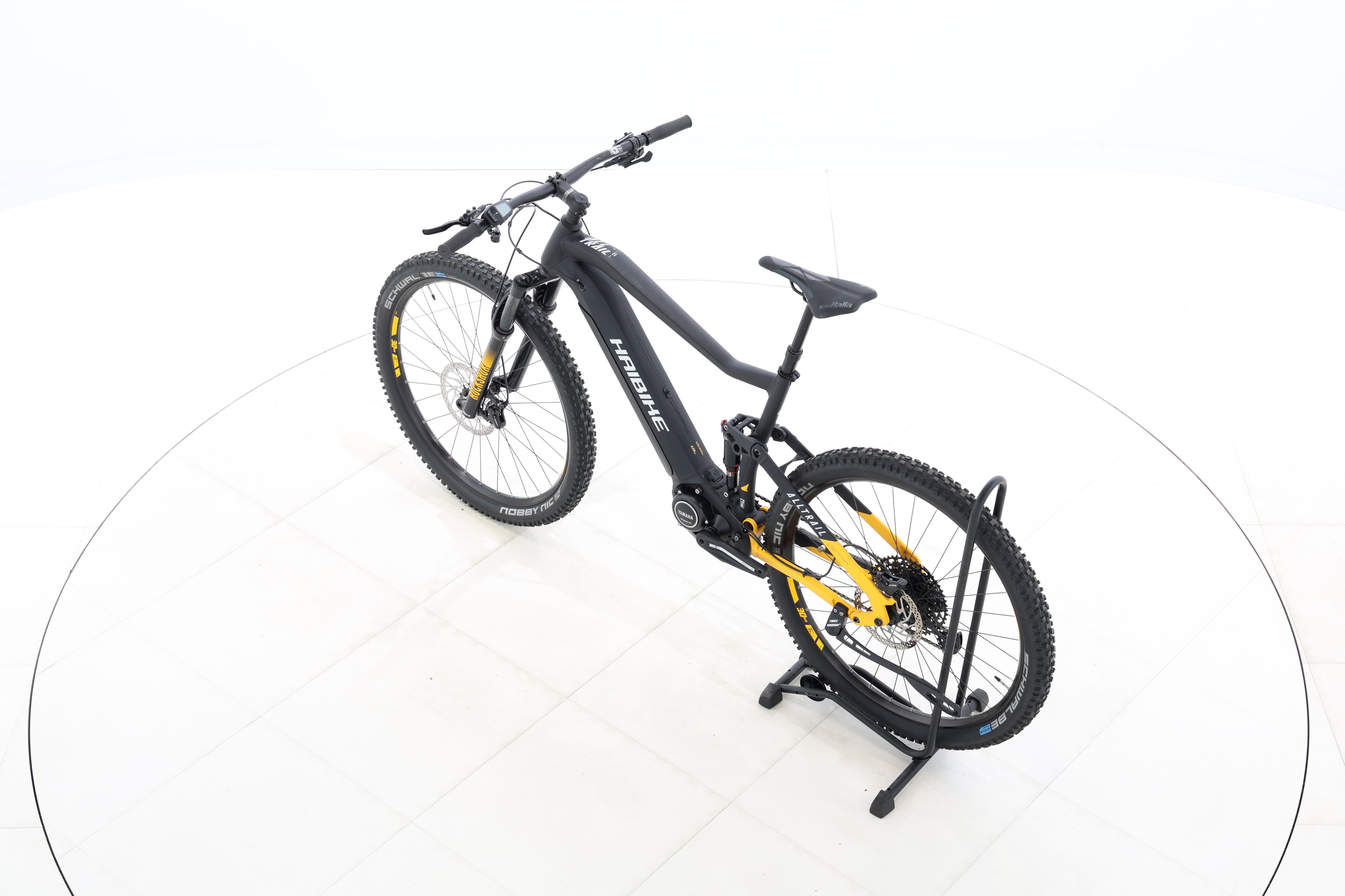 4f7a30f6-4dab-45a7-a295-1def080dbf8c