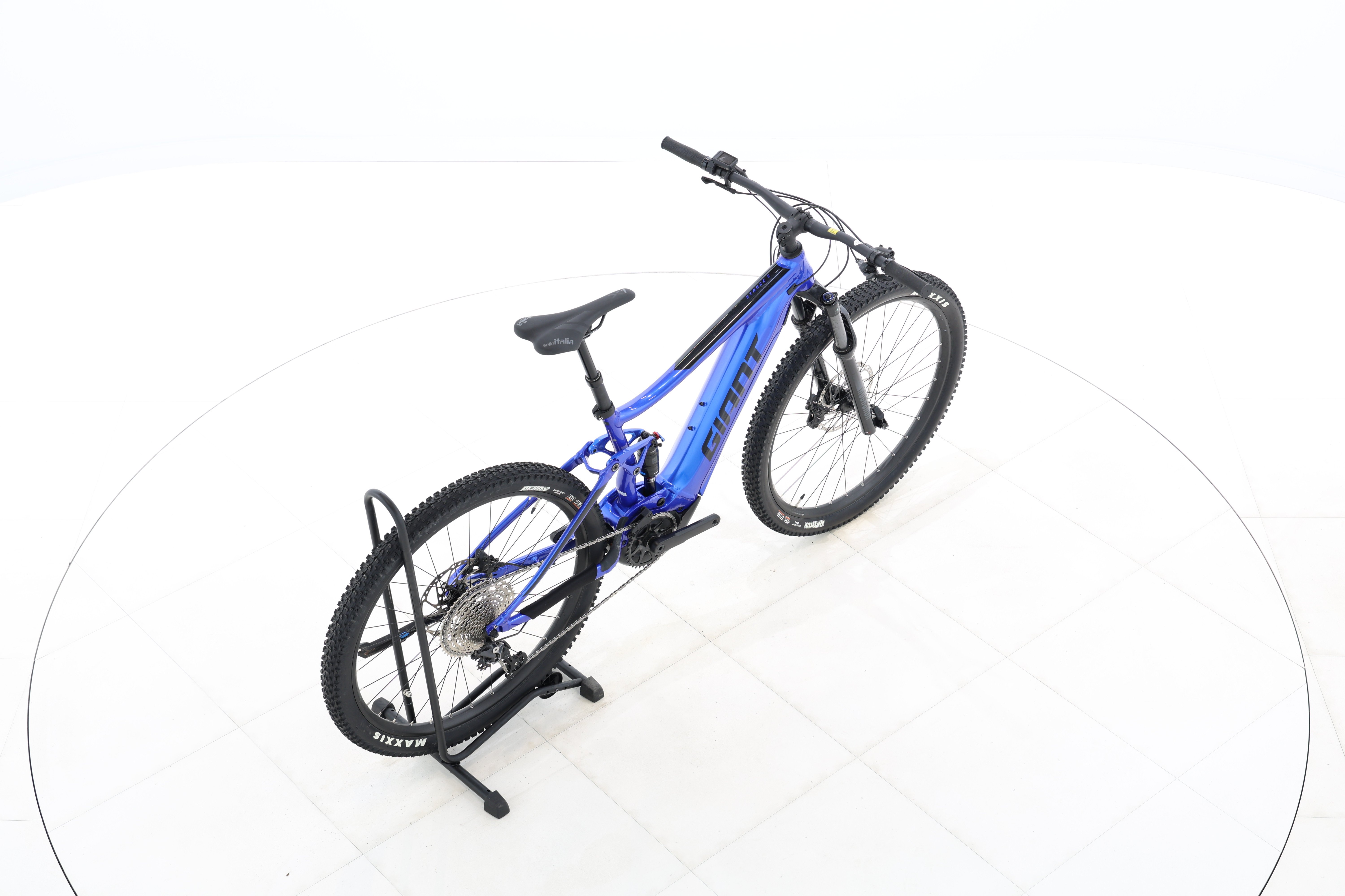 4bf38961-4c4a-4b33-8aee-8662e30c0992