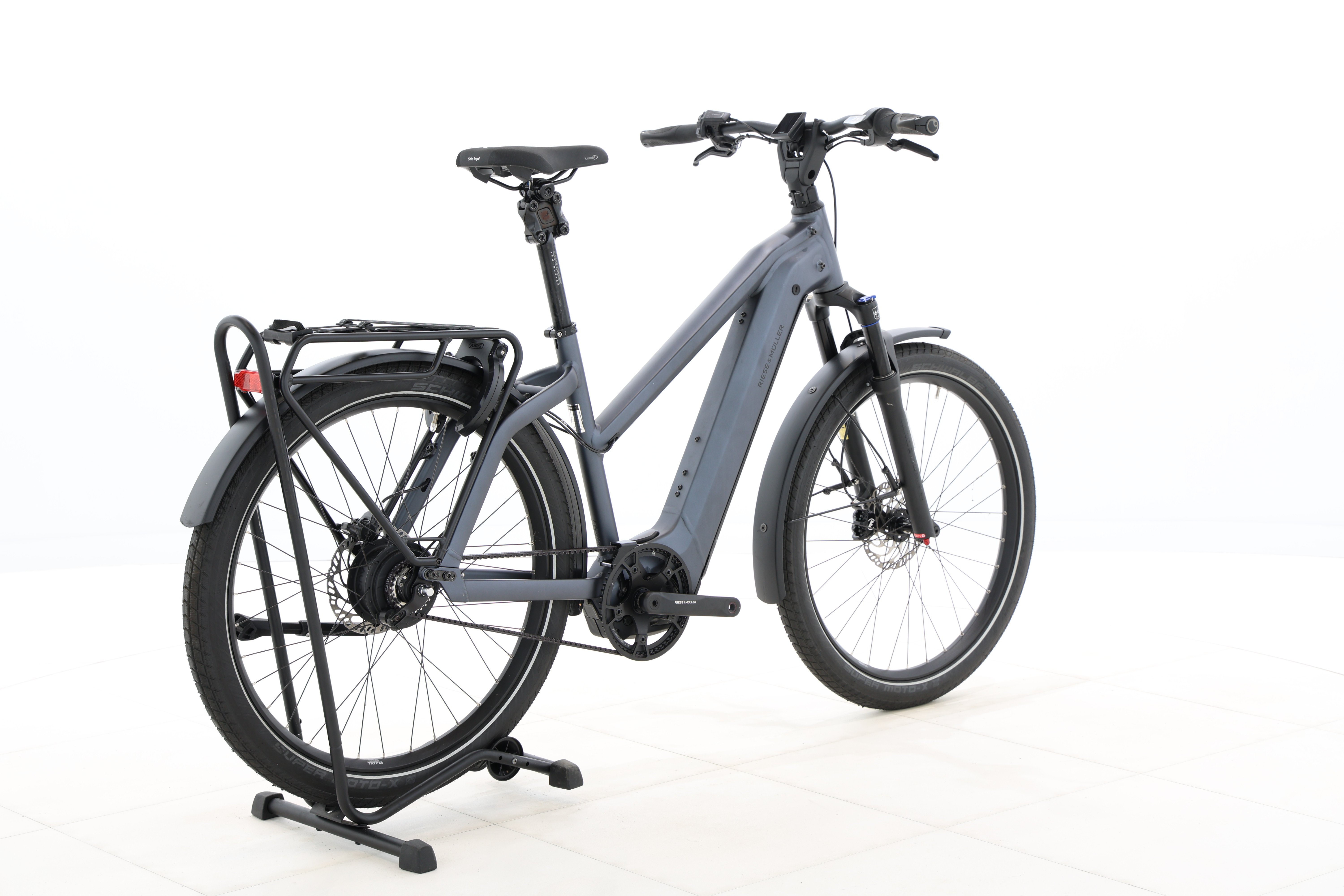 88e8d733-3f42-4026-9a5f-c7de295cbd98