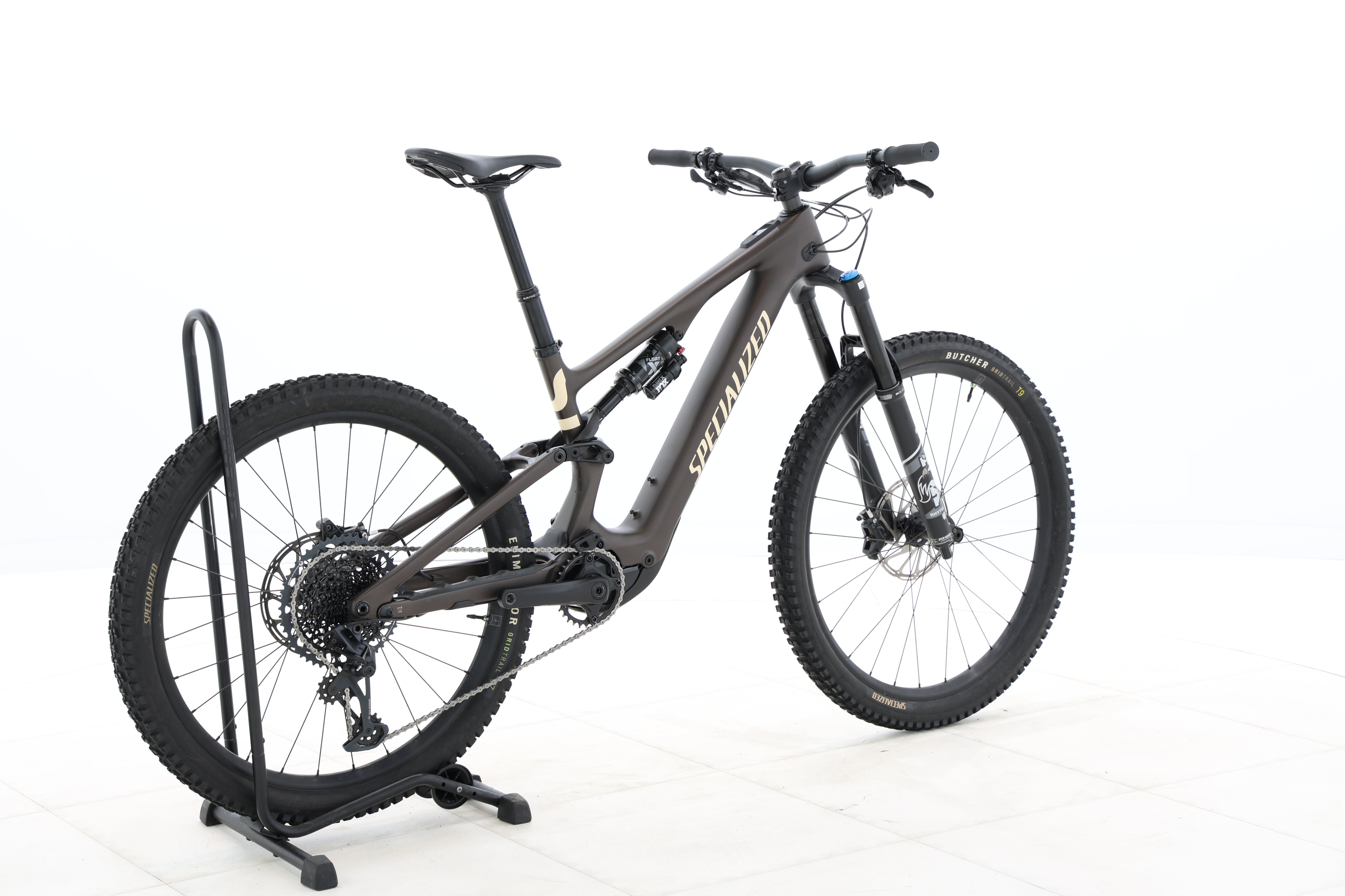 c9163d3b-4cca-4c2c-bb15-da4a4b3a5dbc