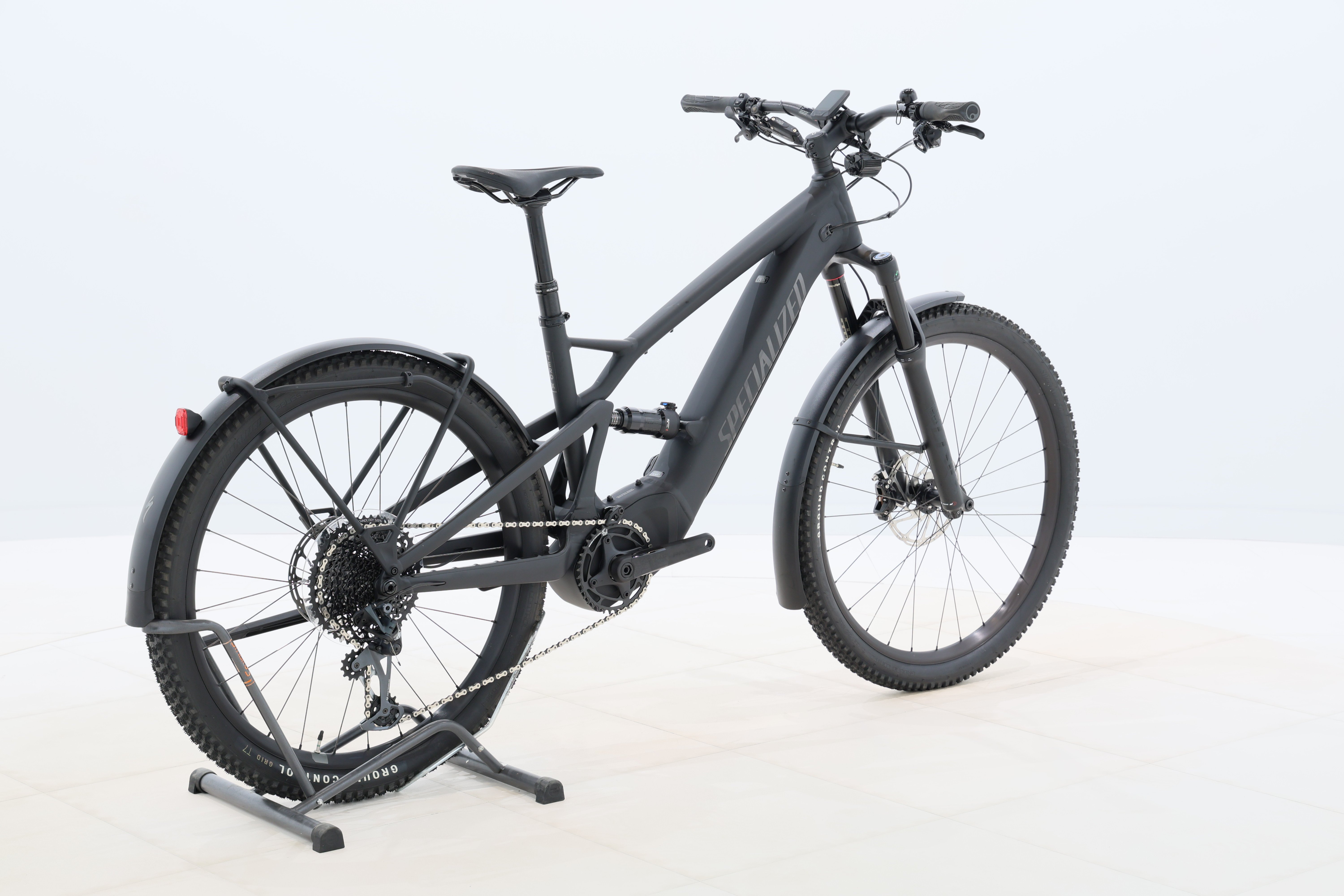 002b7dcb-dda9-46bd-b708-9daaa131ecd7