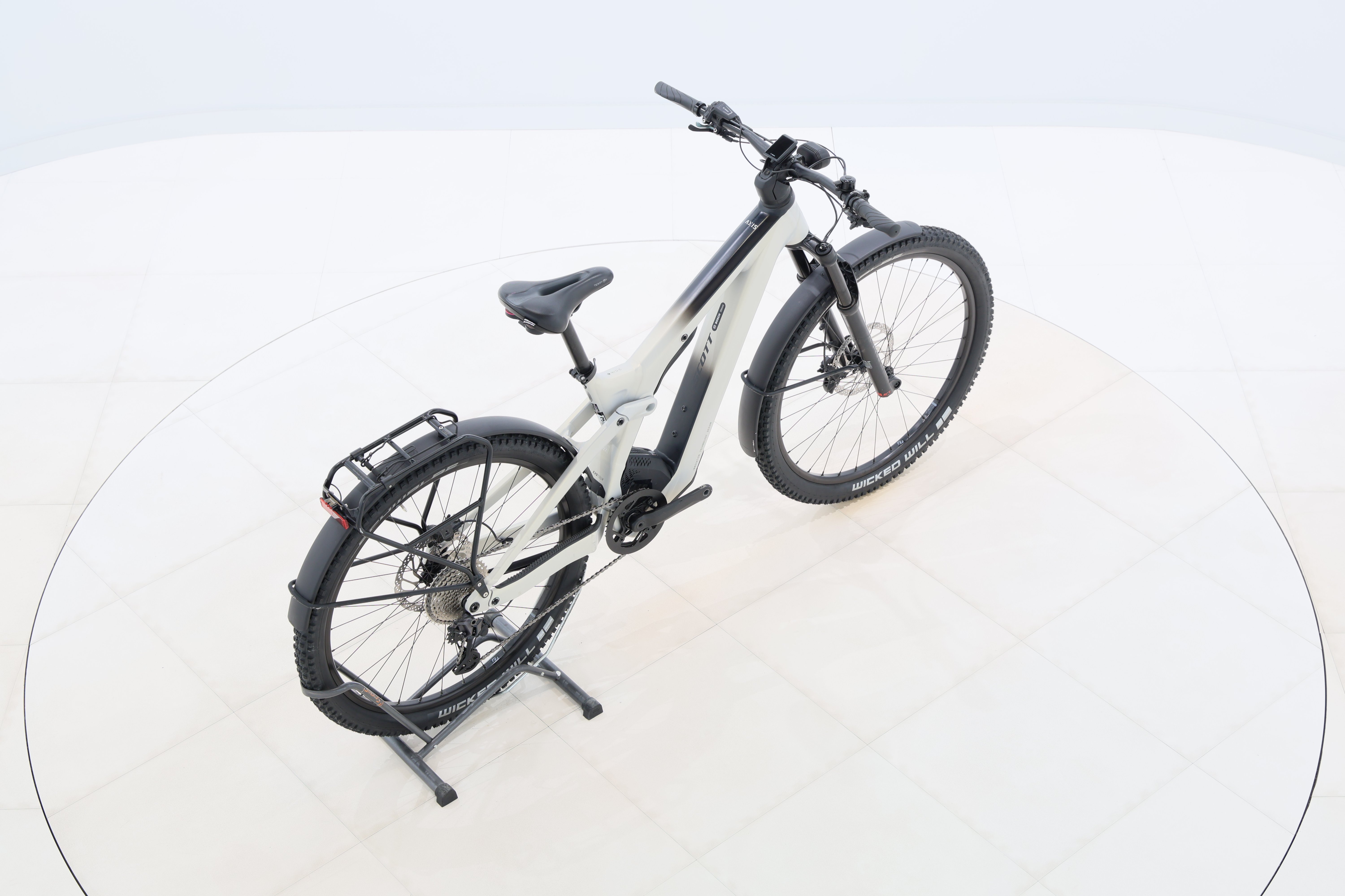 01a30d54-7bf4-42bb-89e5-3c07b74aa495