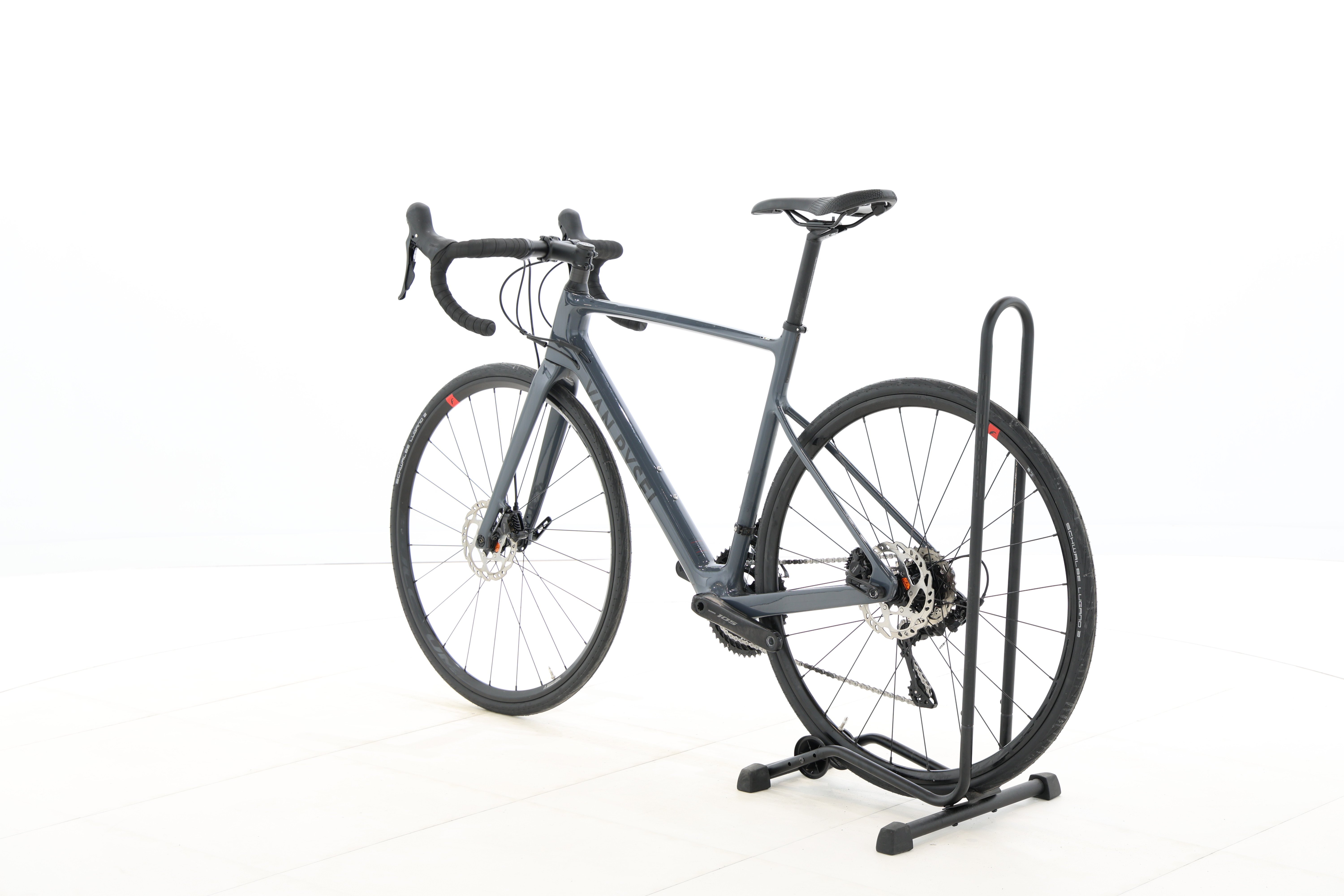 6951b8fd-3996-4b7f-973d-7713d286f8b1