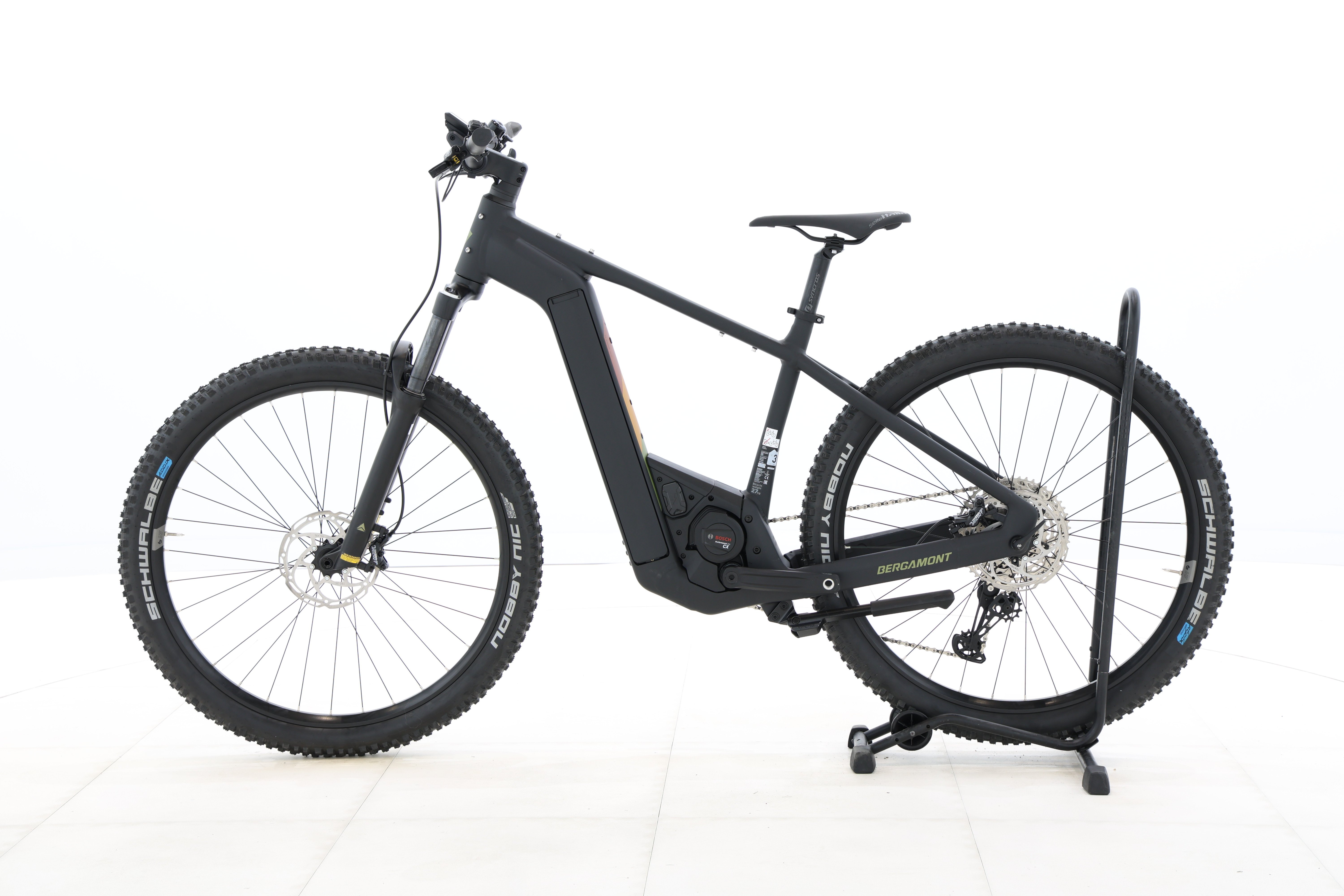 016b47b9-eee1-4879-814b-5c177af3db7a