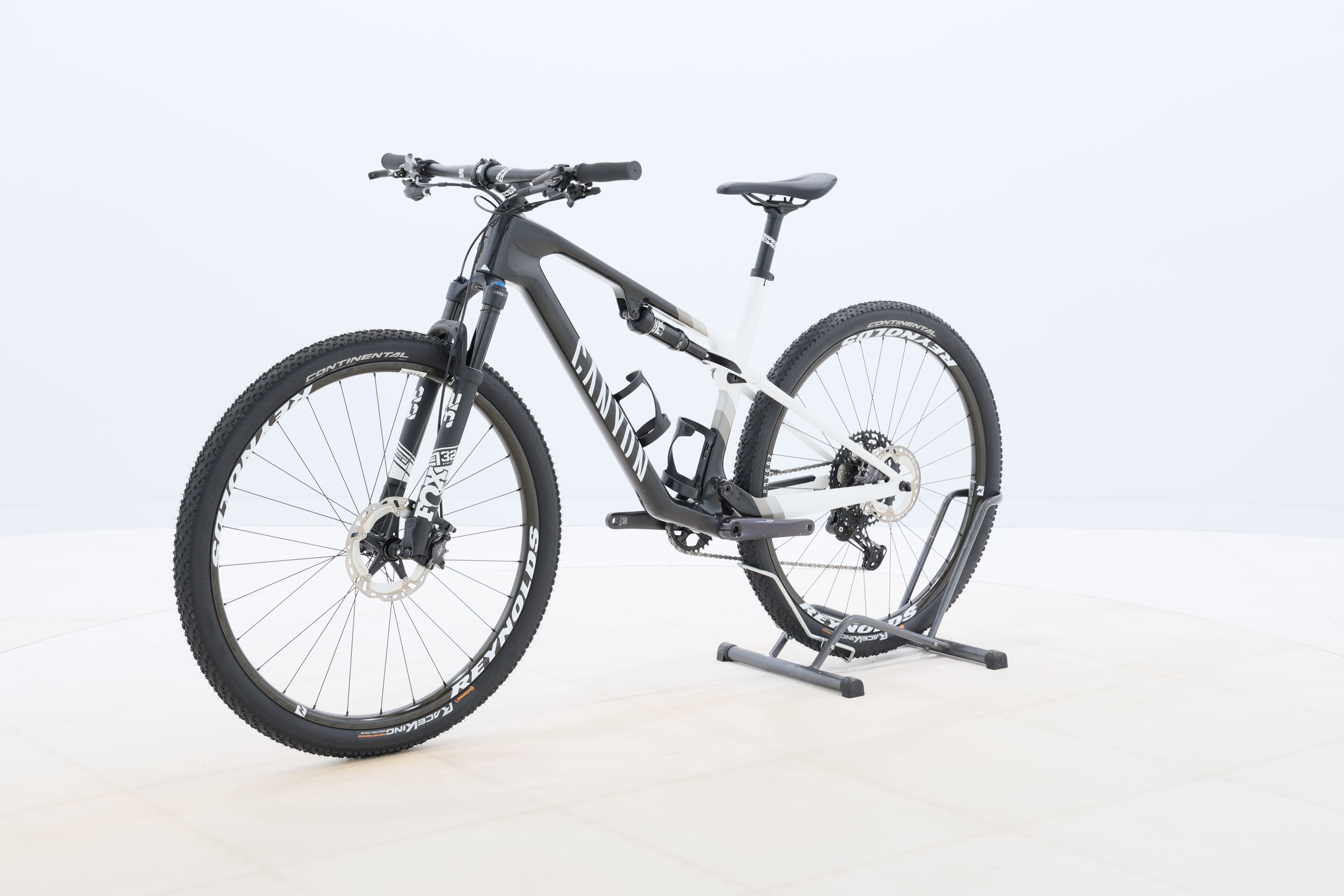 9cb2eaf2-6417-4a04-bc1b-62cd529d7c5b