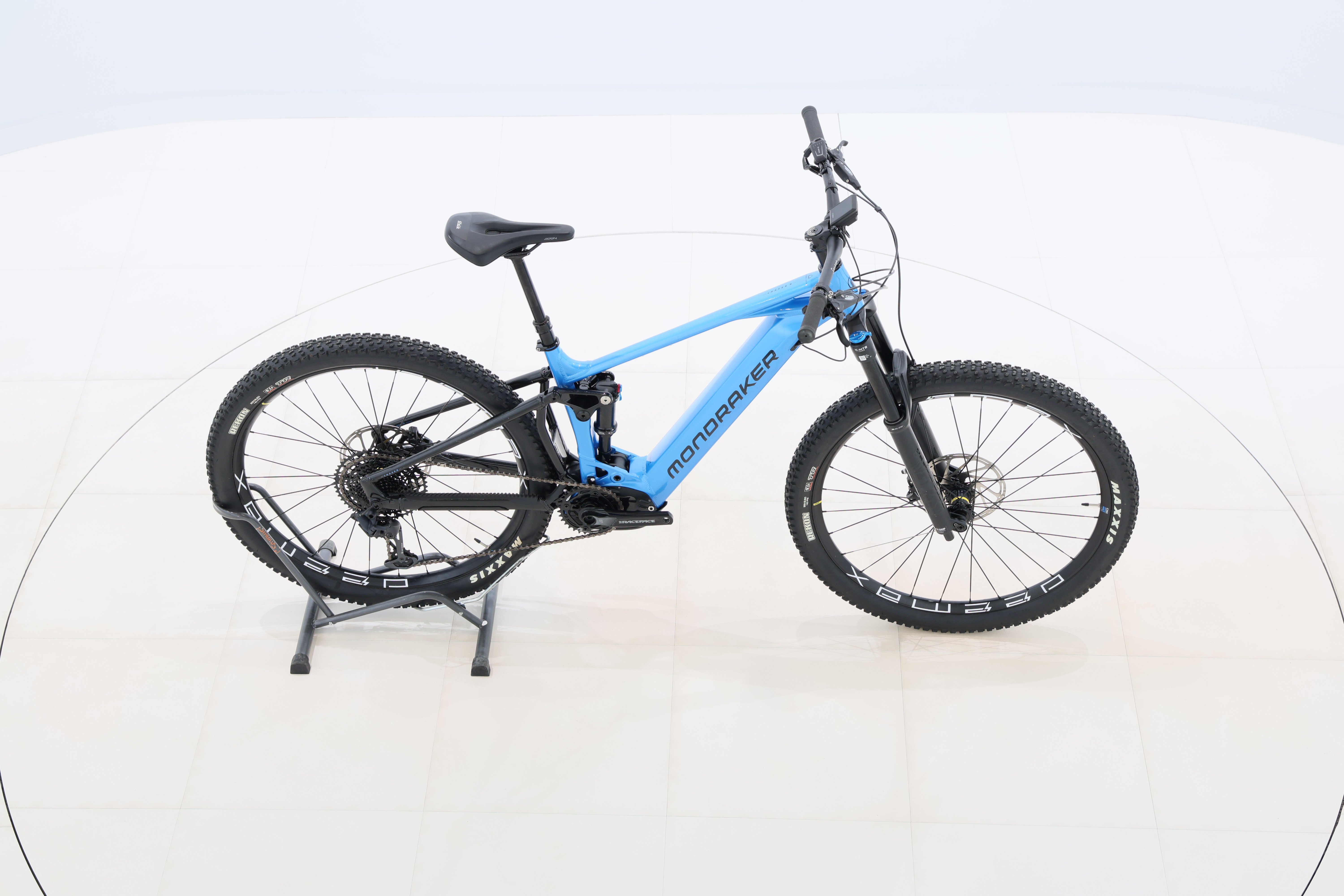 53cbb7af-c9e6-40a4-bbae-e4b10fa10bfa