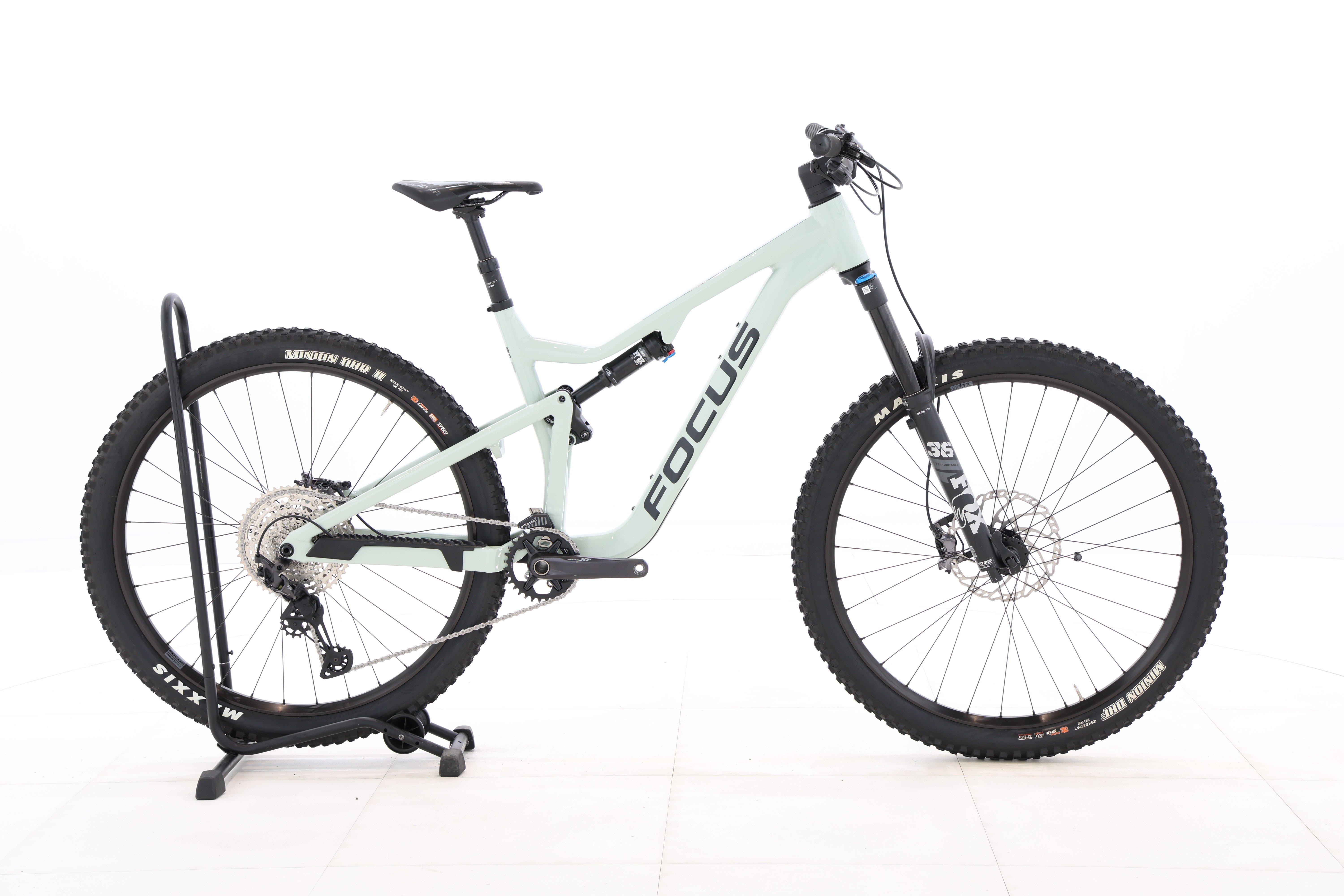 c1754574-1ea8-4f4e-a370-3d8d0ca37a59