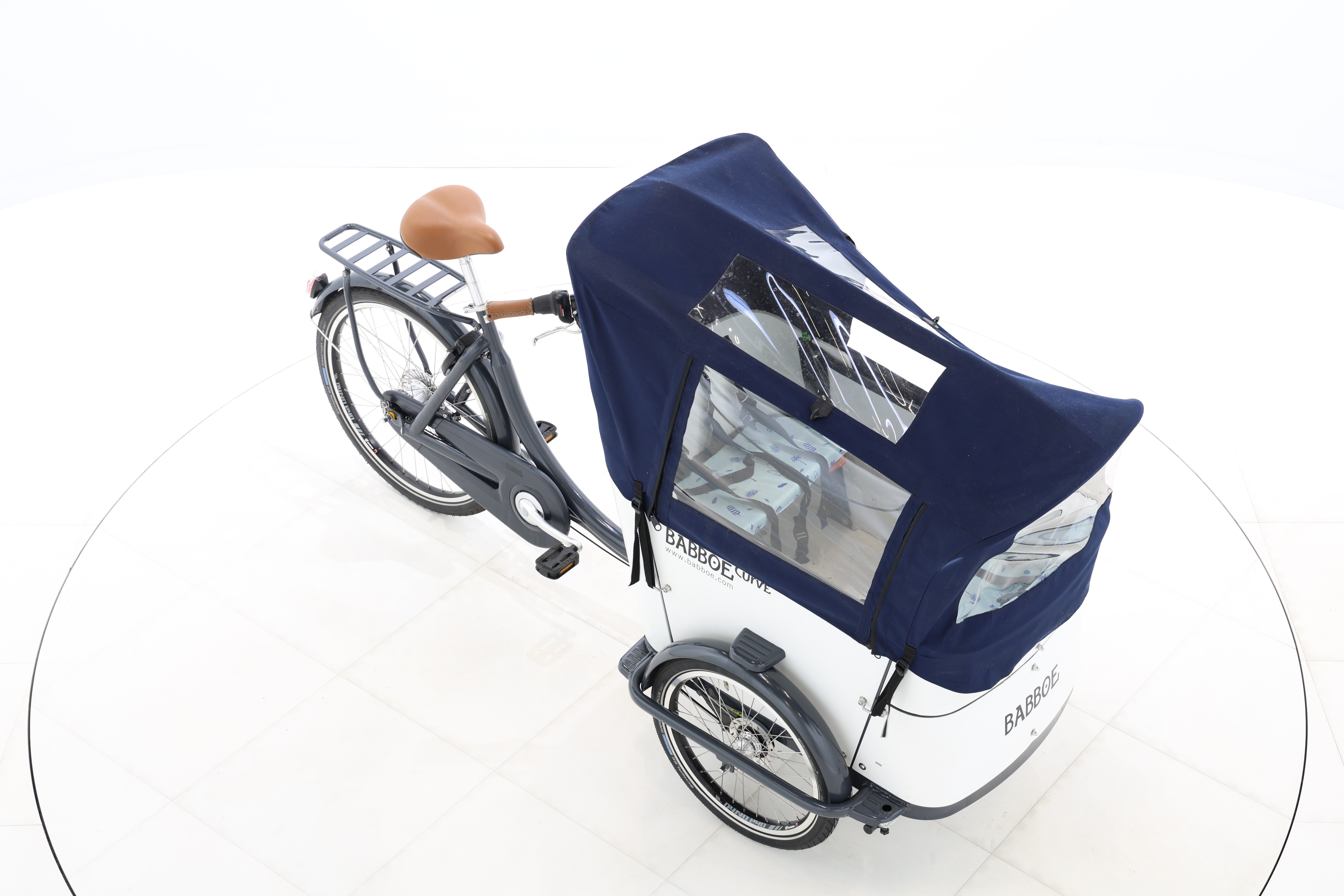 a67517dd-10d1-4ab5-8bf2-1c98971e7d20