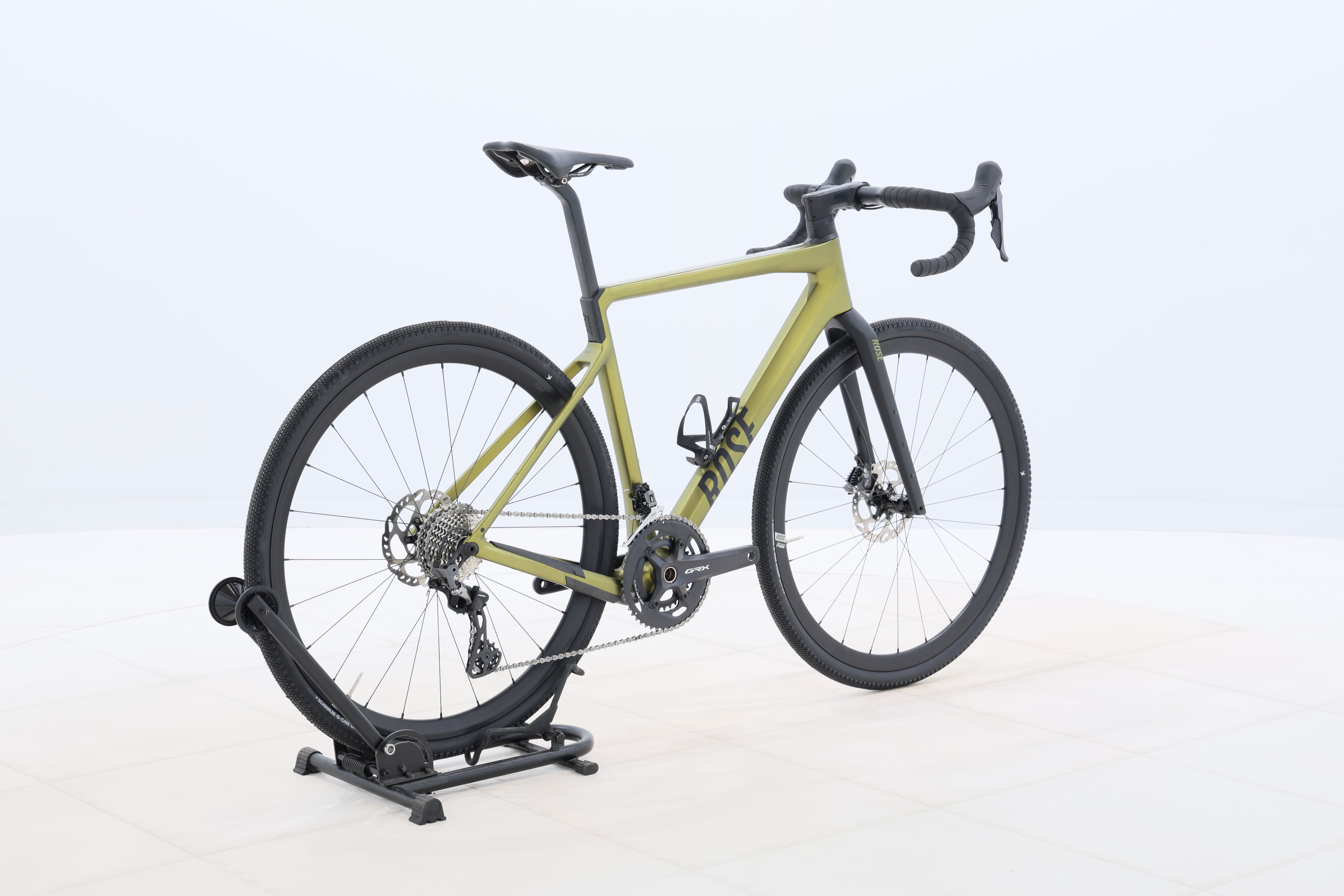 9d3c7f55-2044-46c8-94b9-c23a8c1b32a7