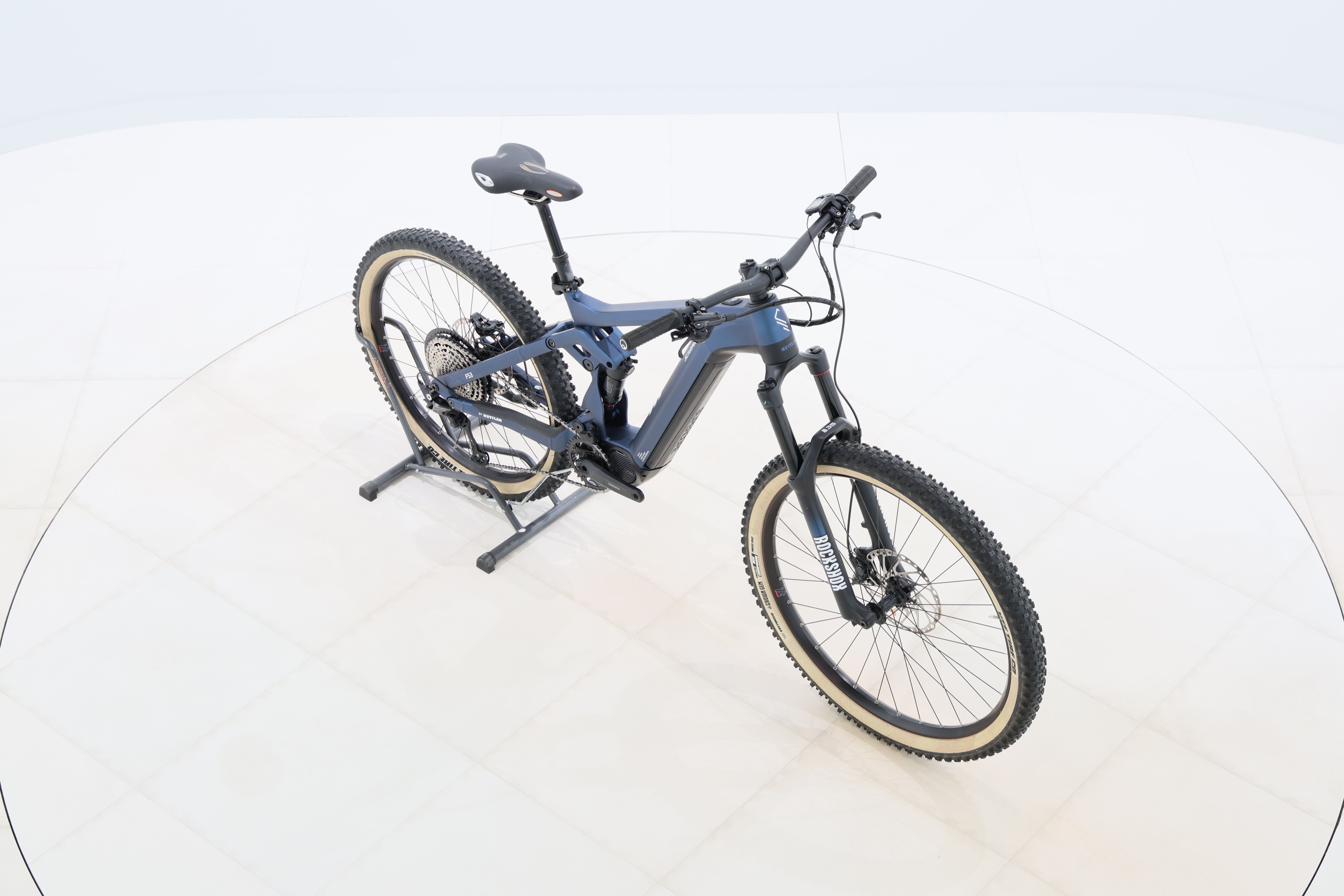 68e77303-af14-4b68-9037-b926695fff37