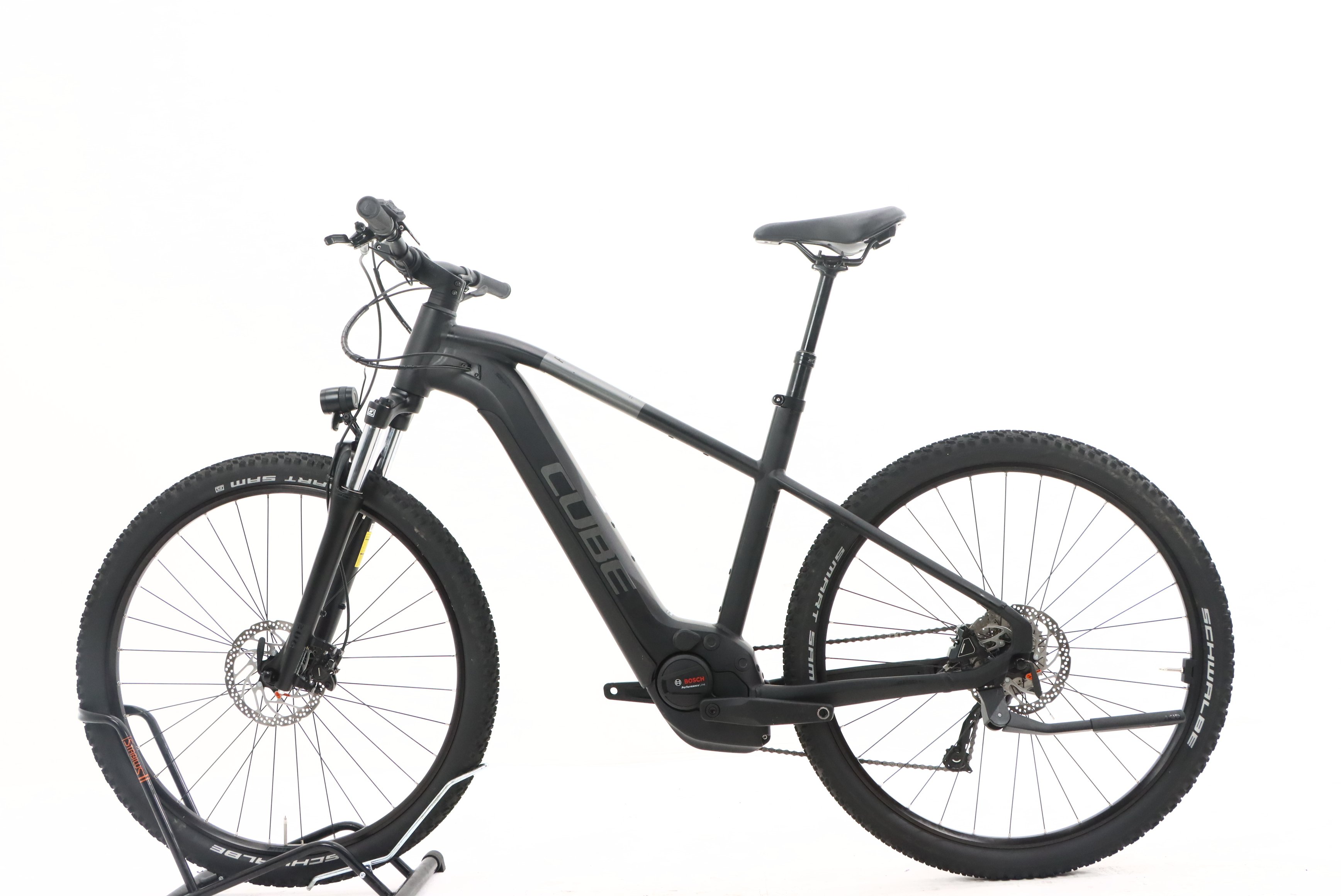 8b69bc7a-3b11-4557-8892-d115c04513b5