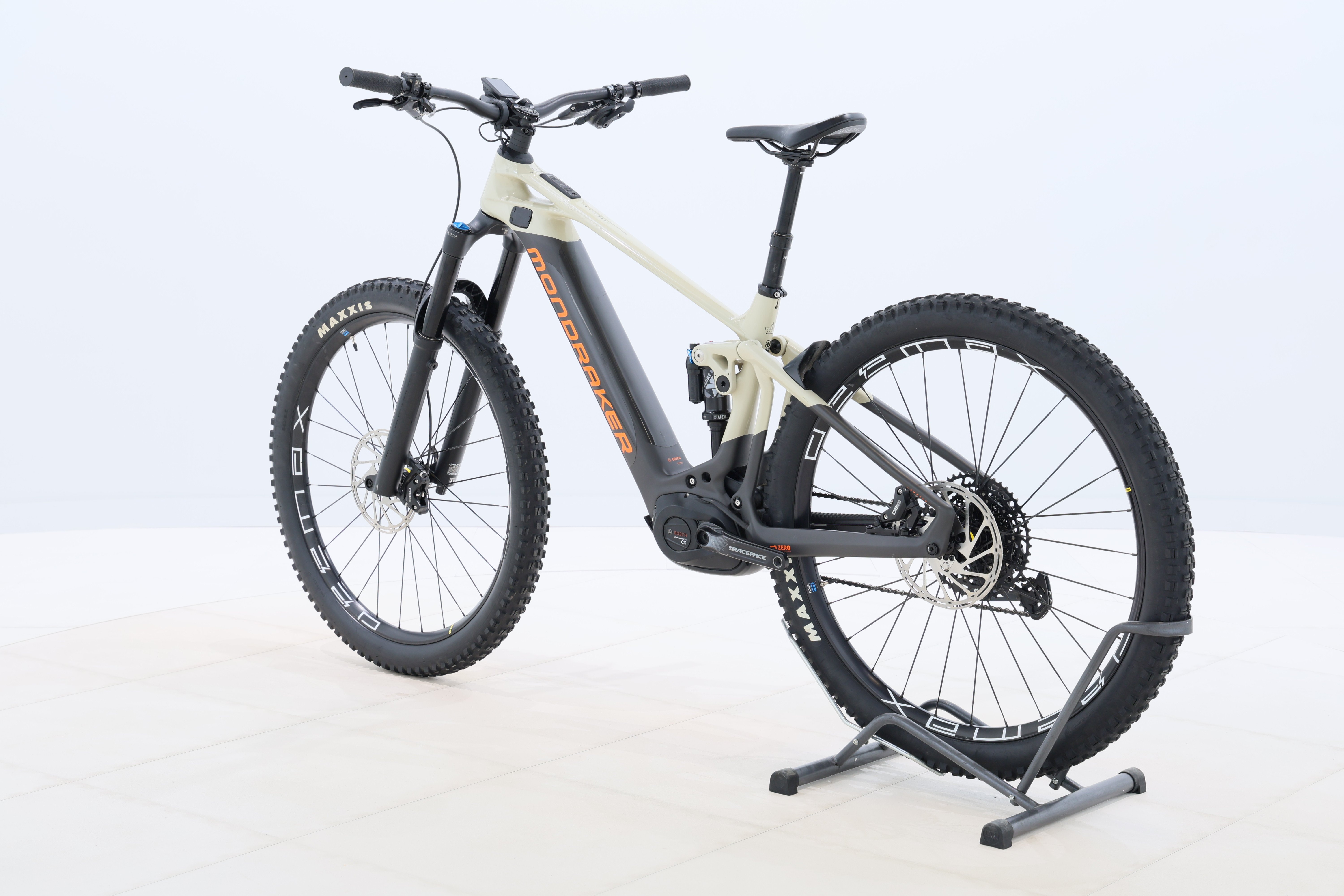 6297205f-ee65-4168-aebe-7d43e331072b