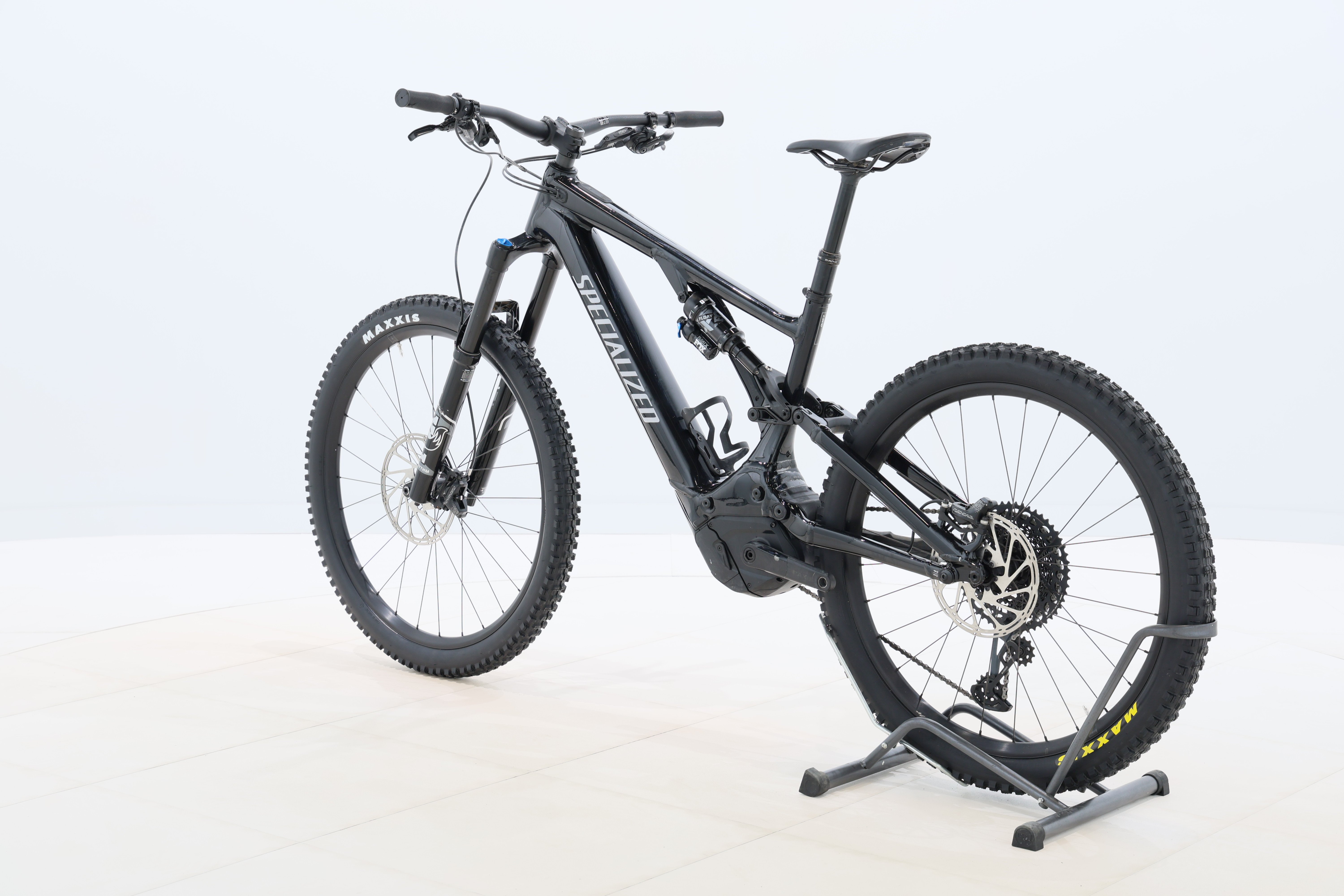 8015823a-d1c7-41ba-b701-c0b771a18bb1