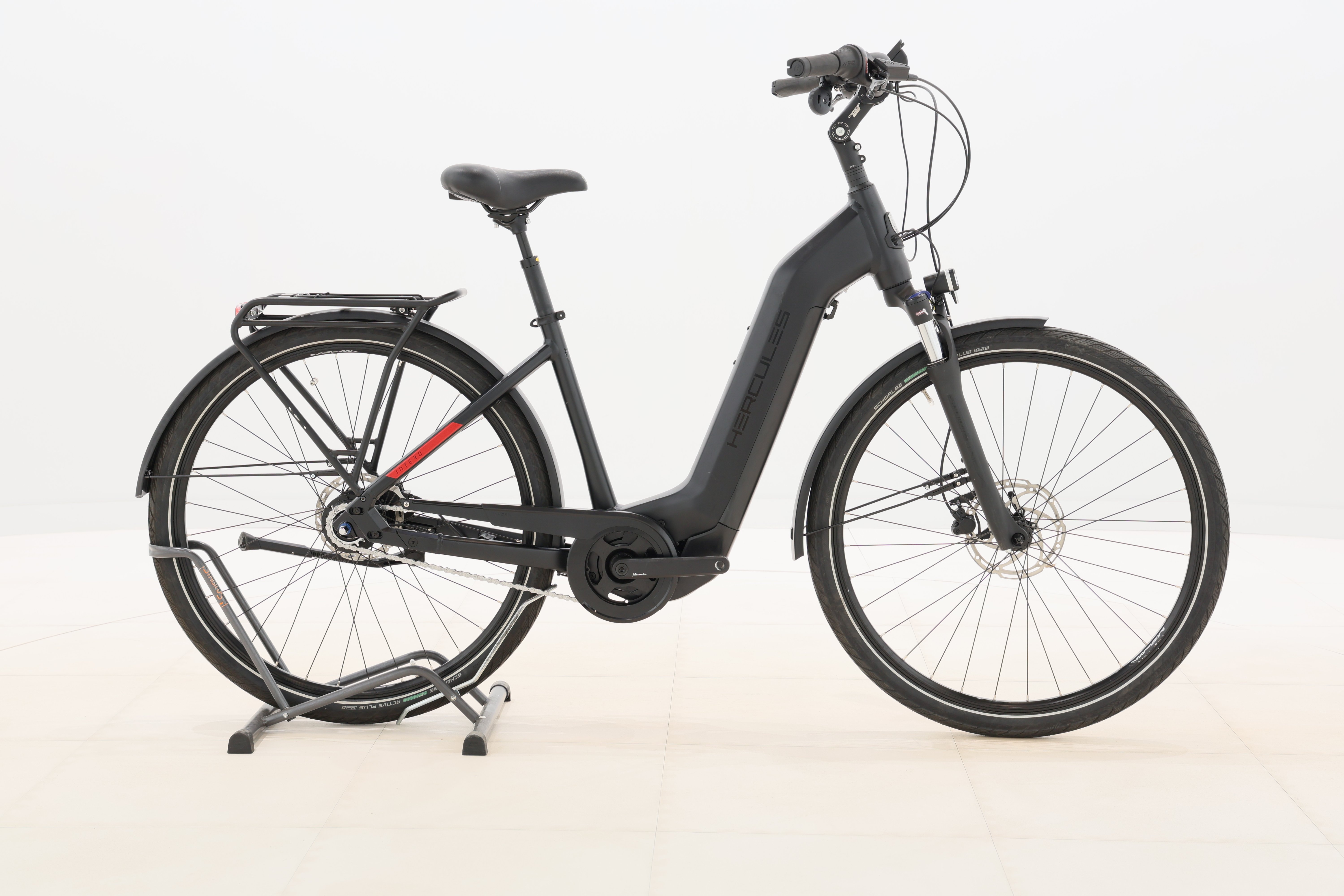 1302aba7-e336-4fff-aca4-d9282d0612b3