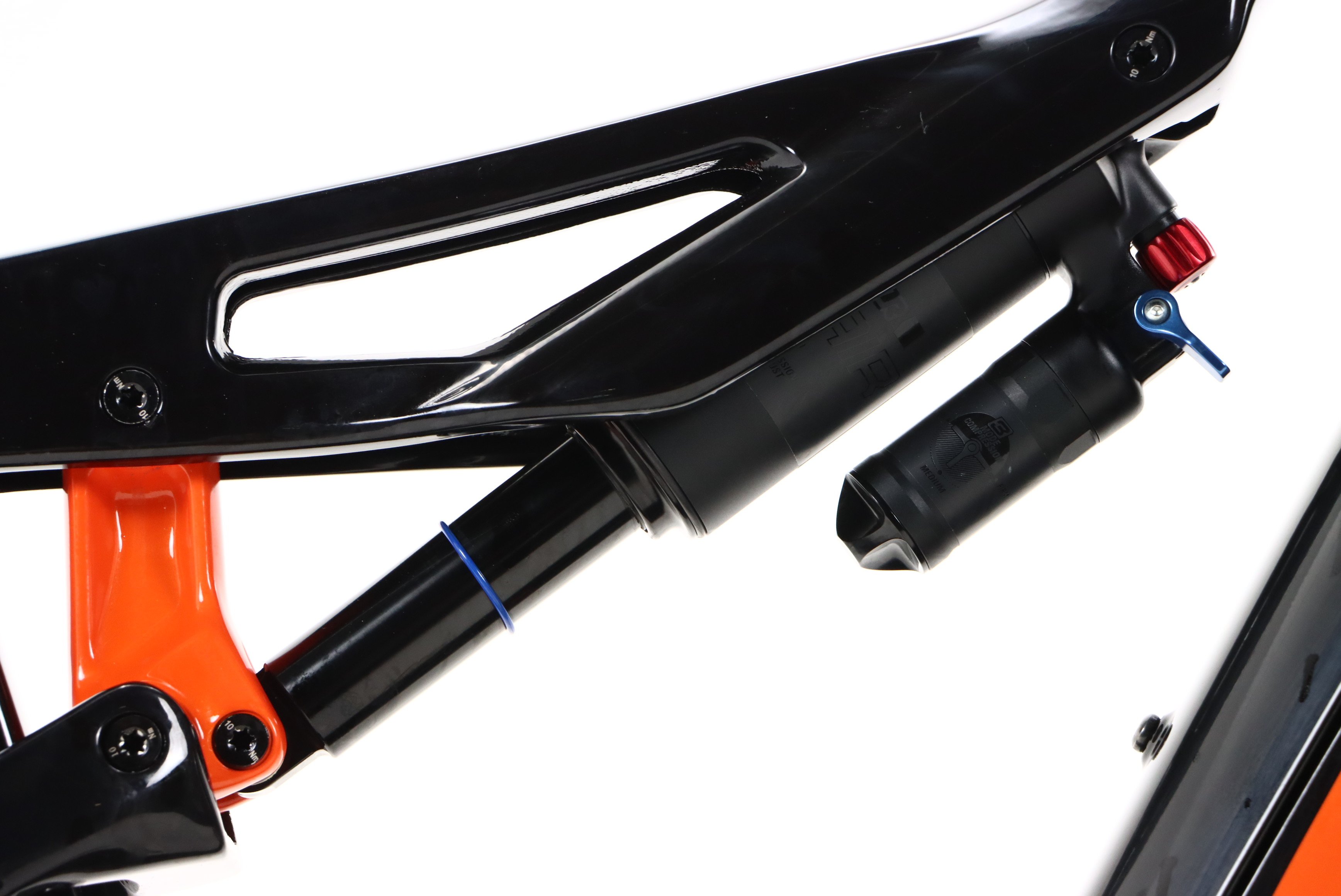 ea0baabc-206d-40a7-b7bb-fef3ab5dde5f