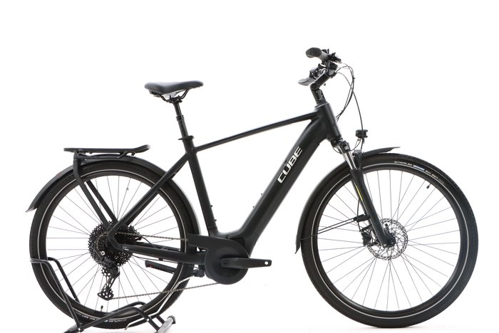 Cube Touring Hybrid Pro 625 2023