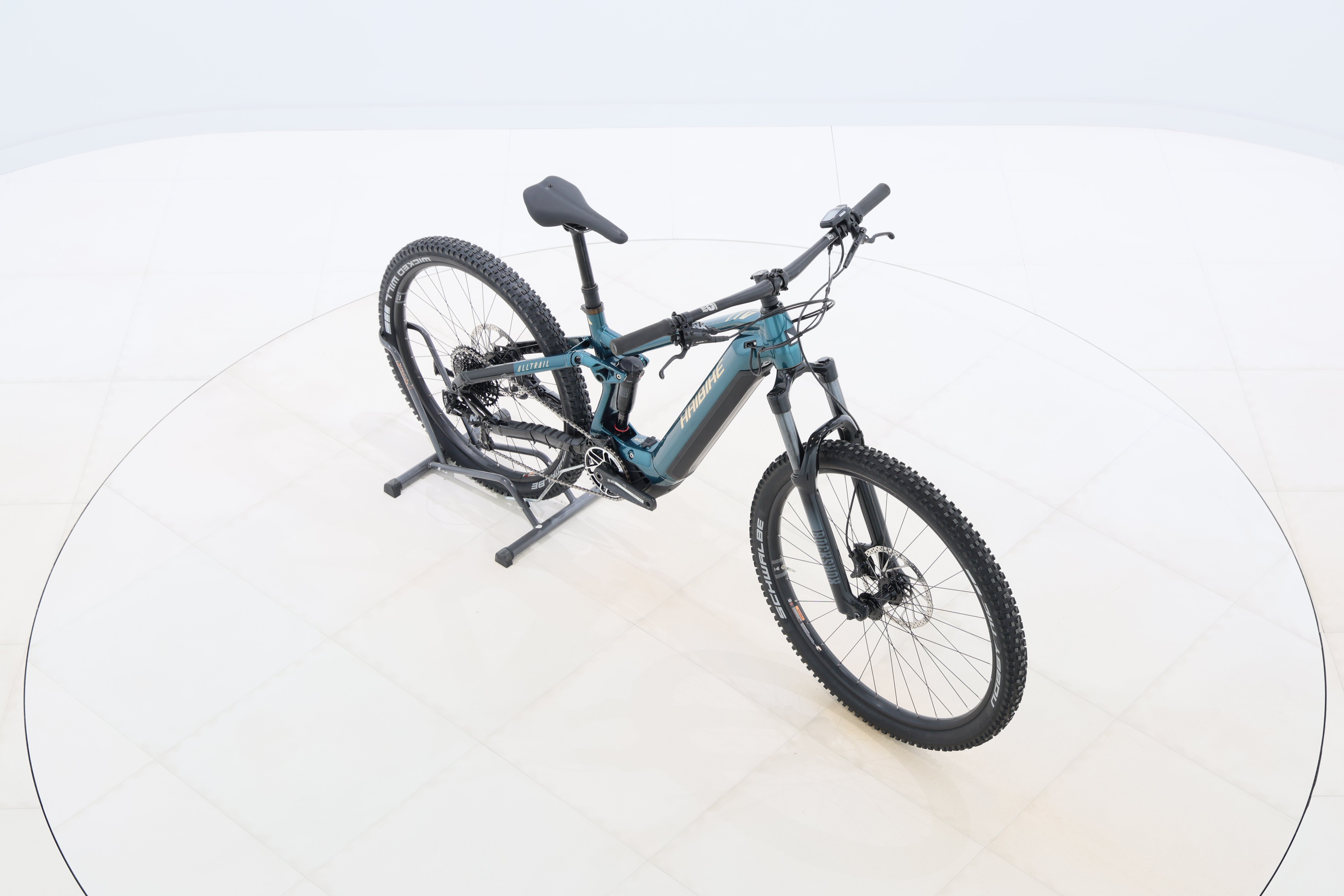 ce7abdf5-b2a6-46e8-94d2-2b7245aa66c1