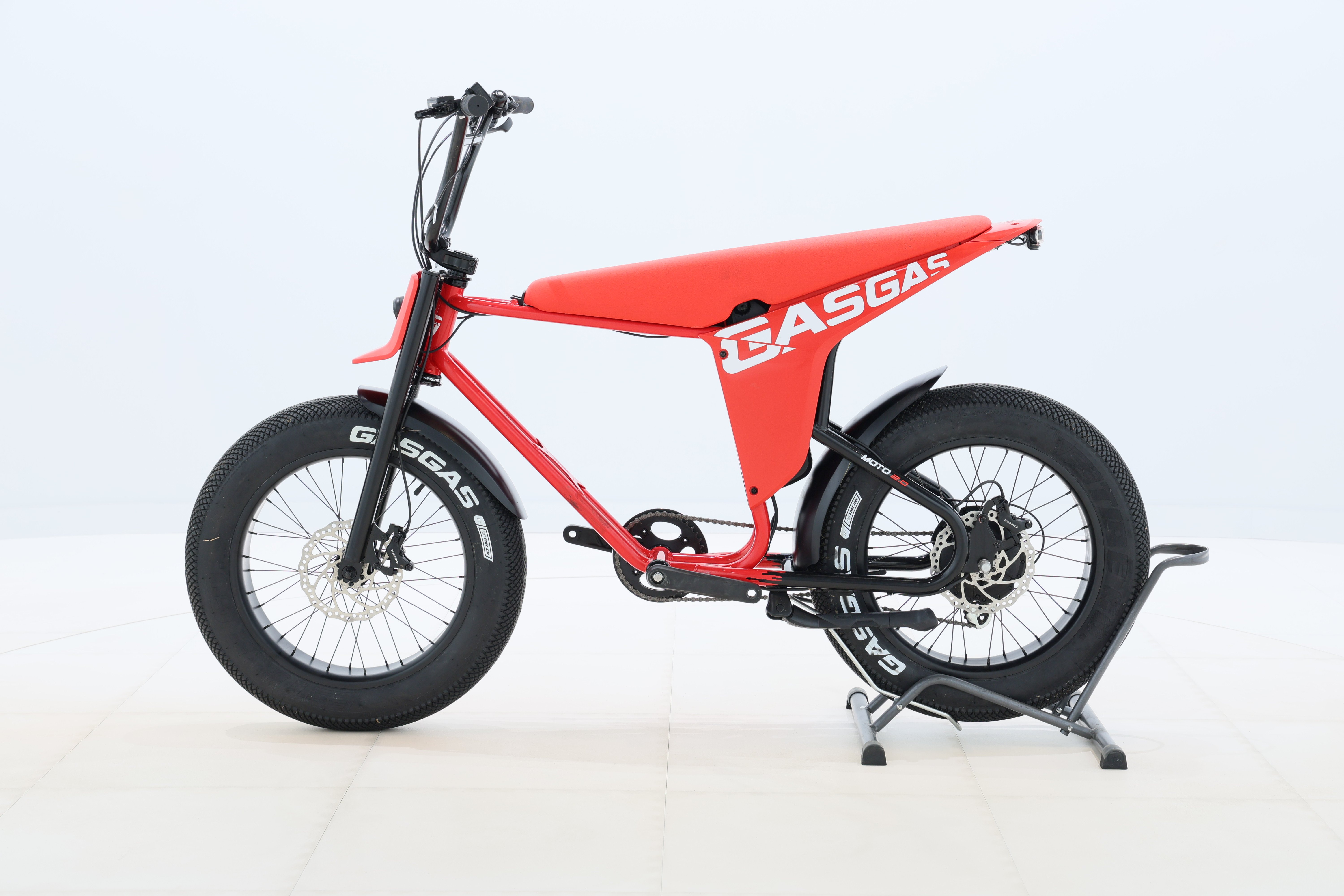 14382eb4-c3ca-45cf-aea5-4aeab238e963