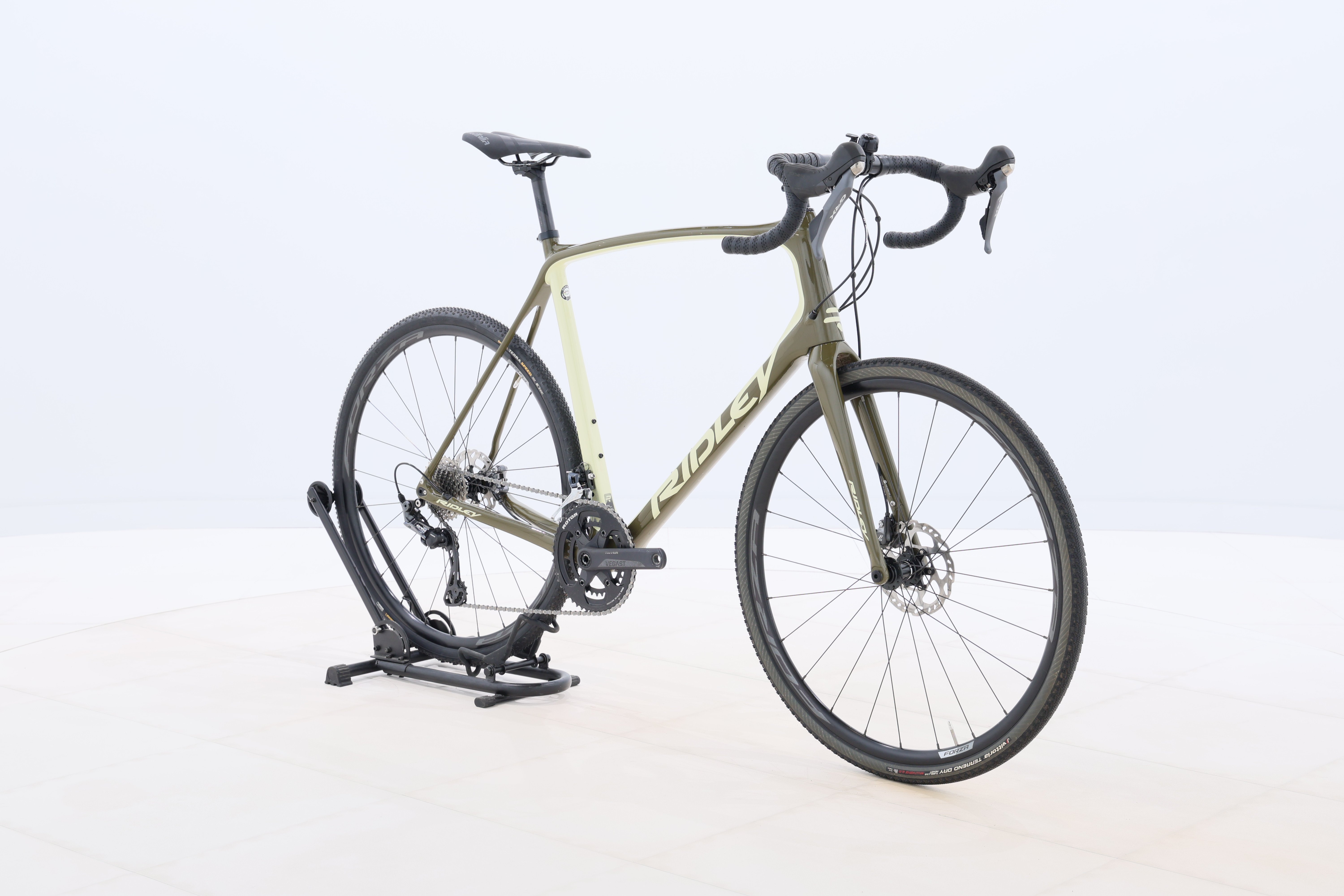 ef1dfa98-44ca-4c84-be19-4a63477d563f