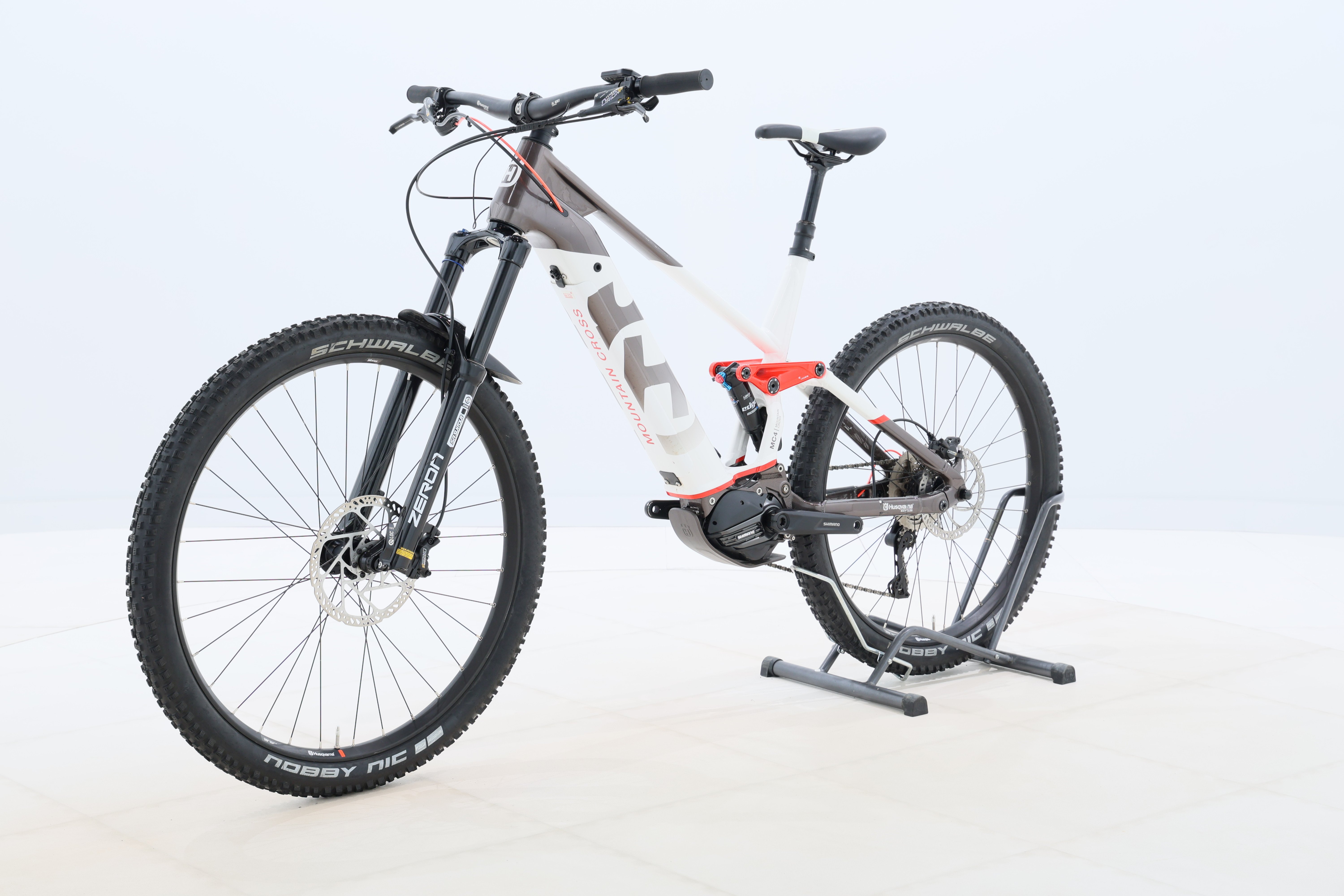 ee4311eb-0e04-440e-92aa-d199522671a6