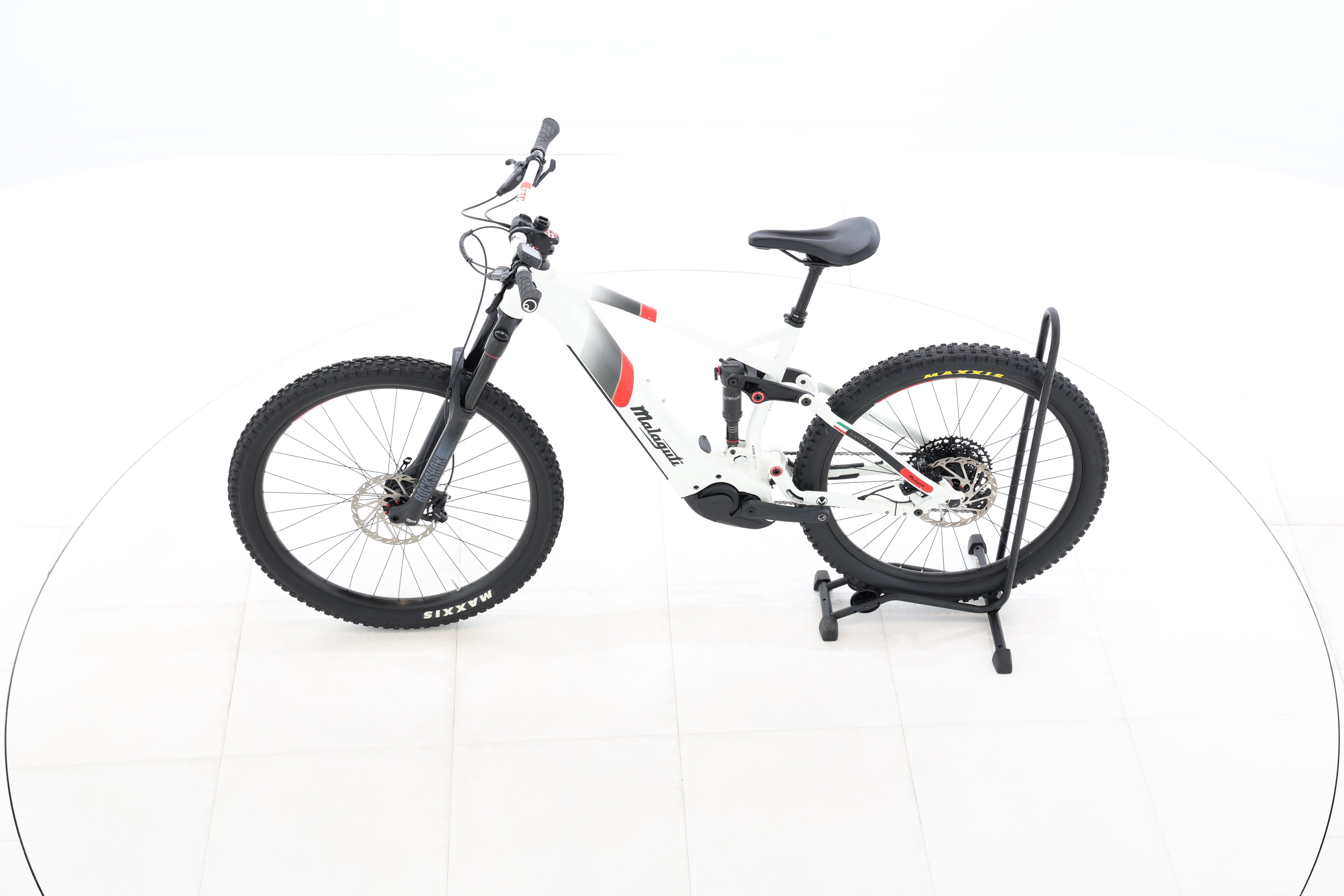 52db339c-90b7-4906-9650-dabf9447b3db