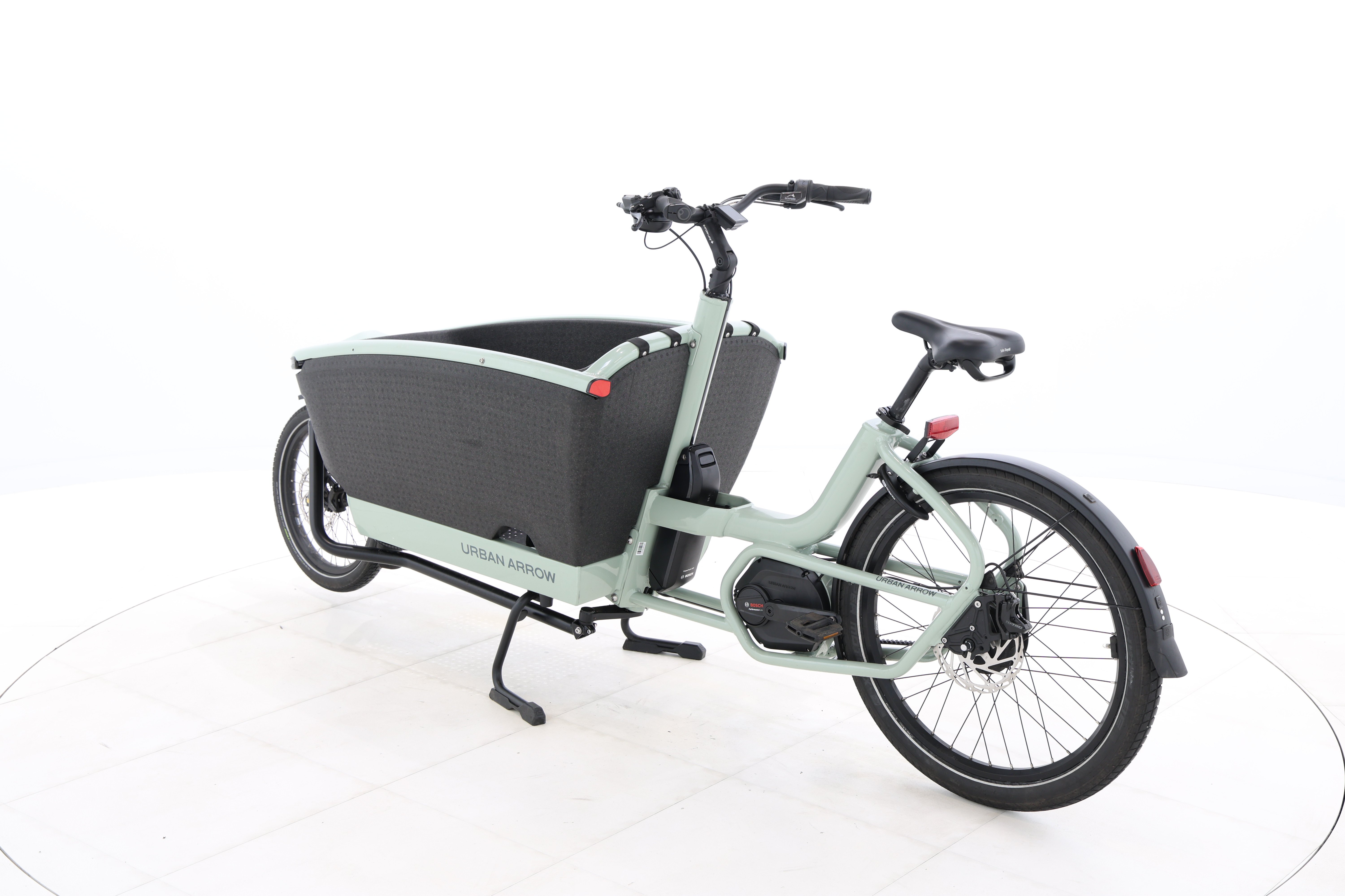 79802805-8d56-47d3-88f5-b032f3e07573