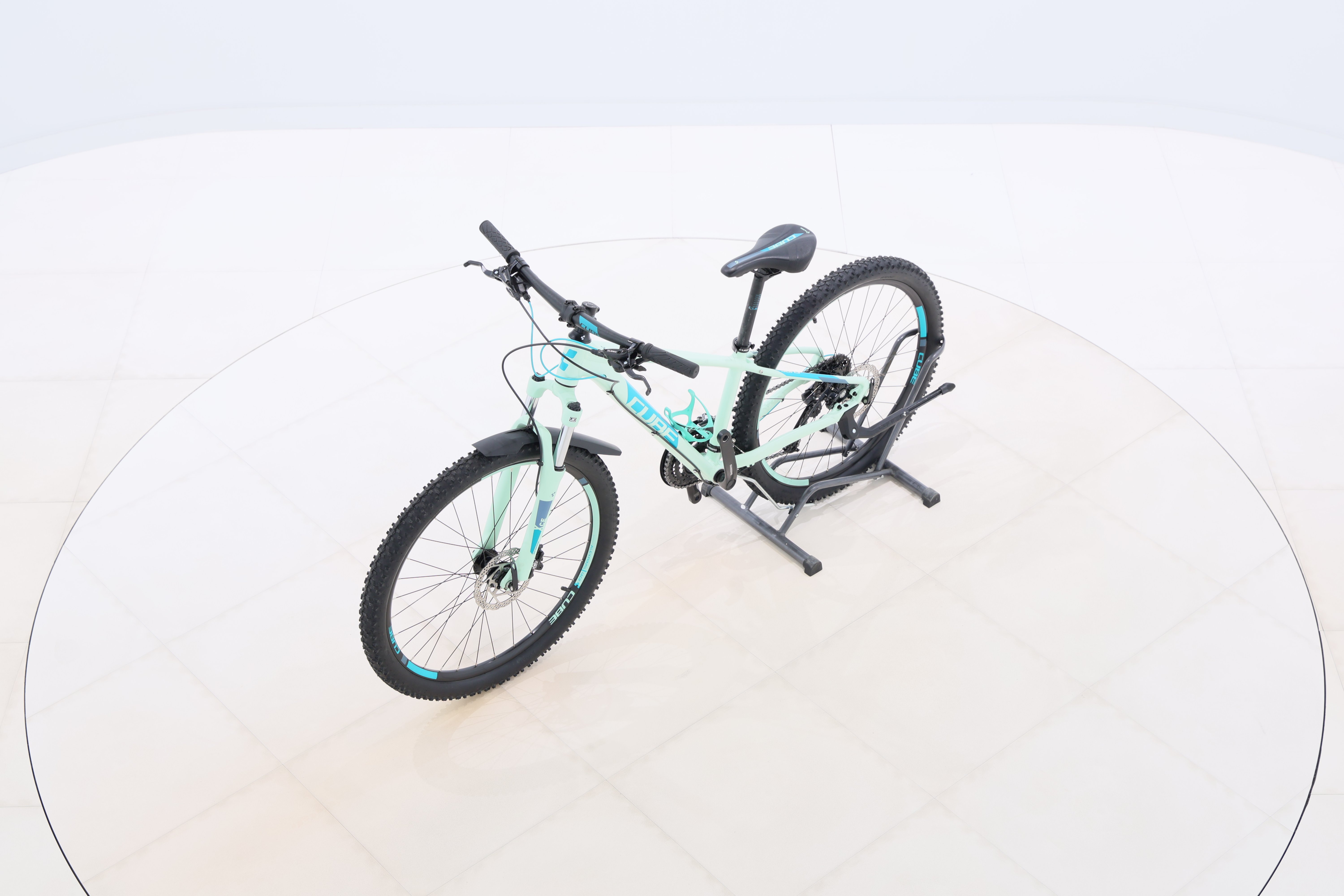 740e1e53-ae9a-468e-9fe7-0ec226ab34bd