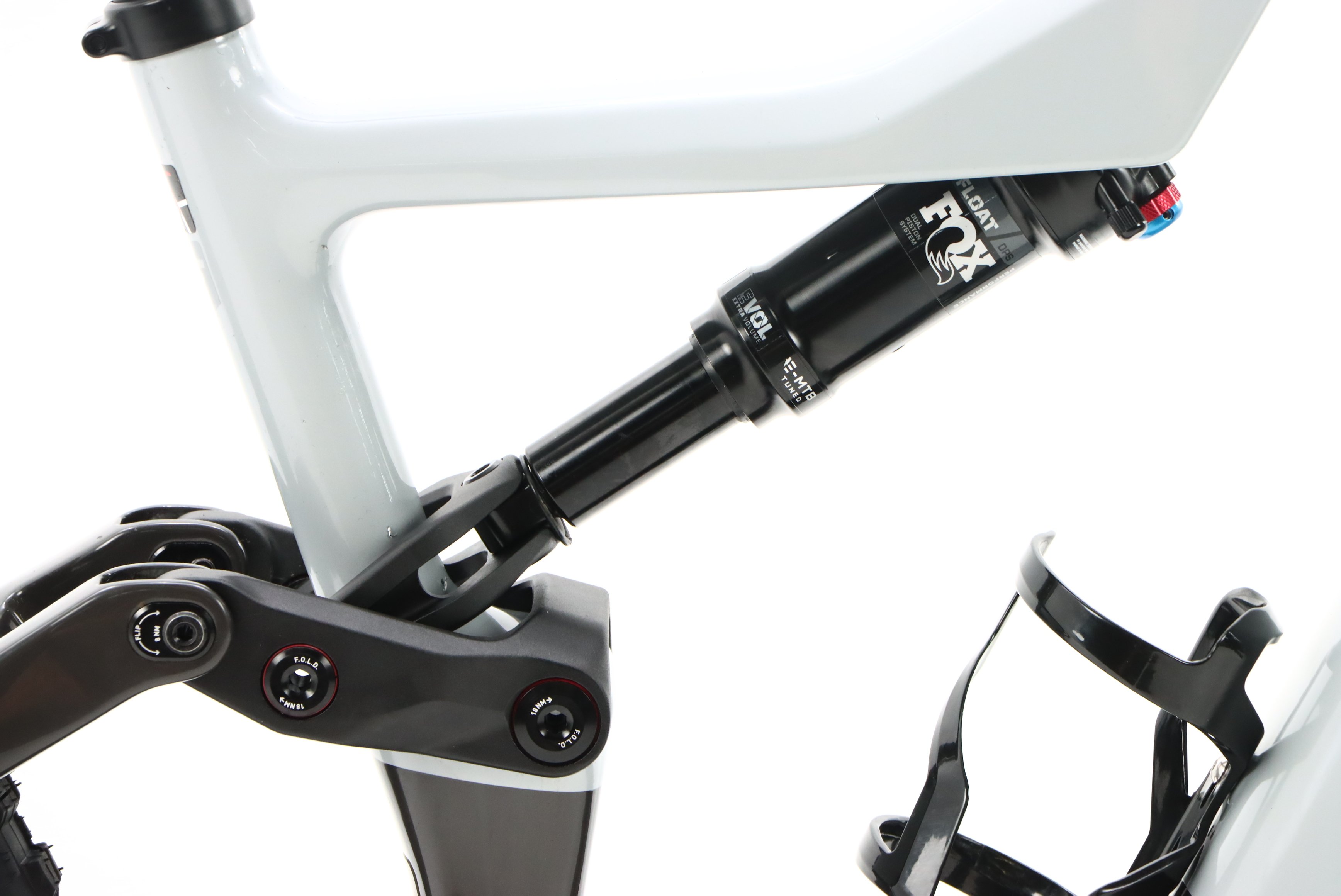 7f83b040-6409-4272-b34a-cd256e393857