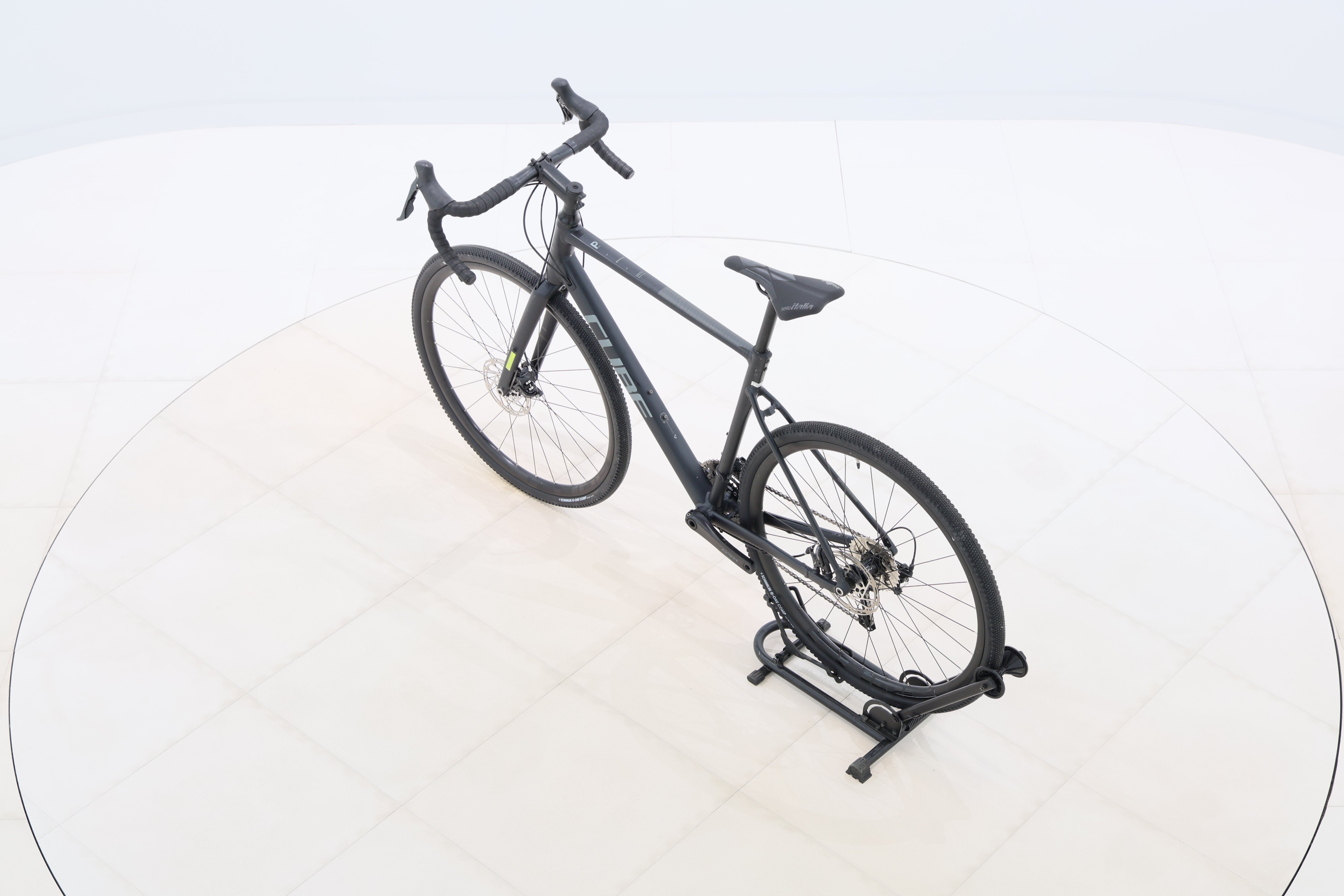 d6e880bb-d2fd-488c-9f50-86d799f9c7c3