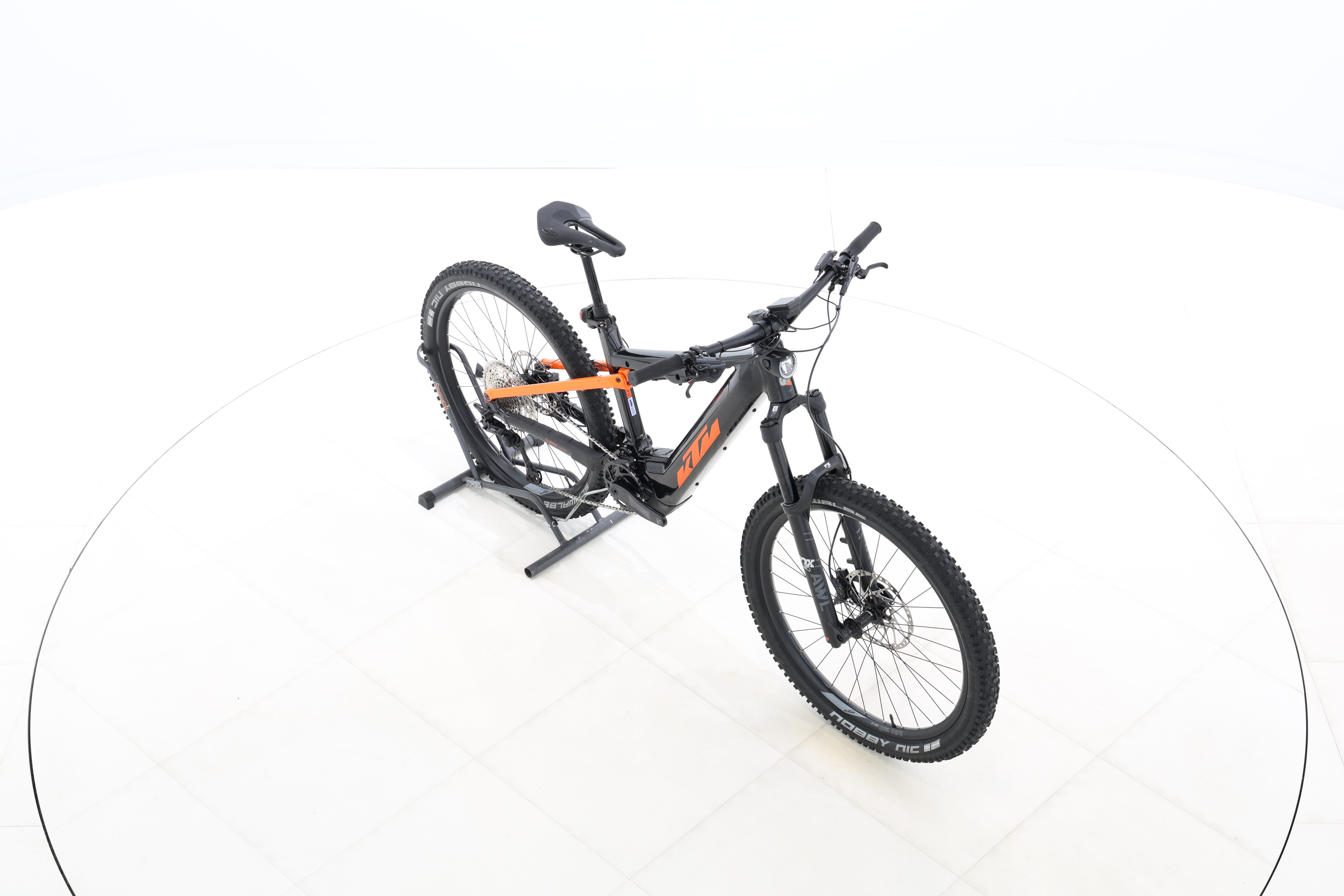 1f58d1b1-984b-42fc-bf1f-5617f57a6a74