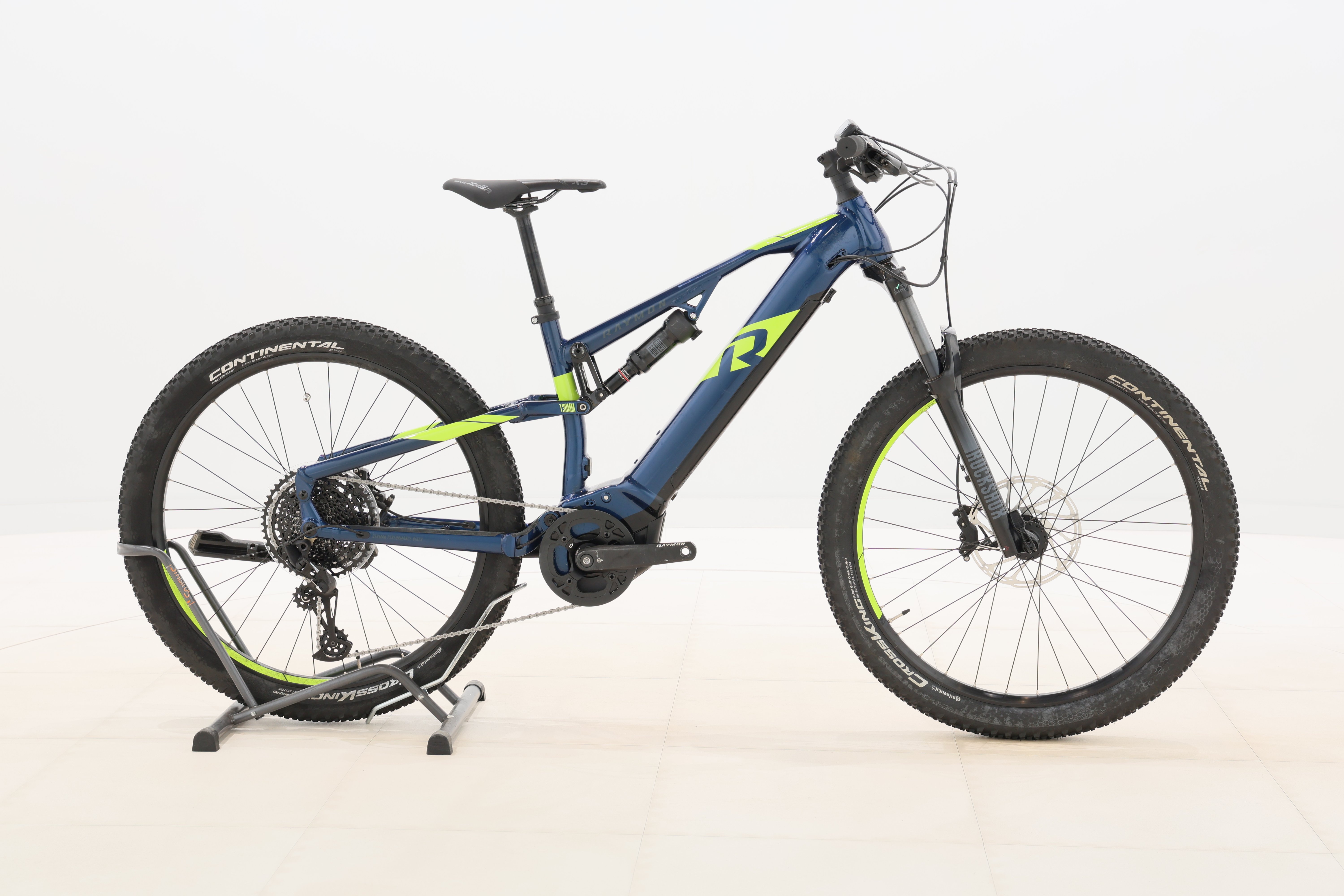 cf533bfb-5f63-45ba-a8b1-c375593c1345