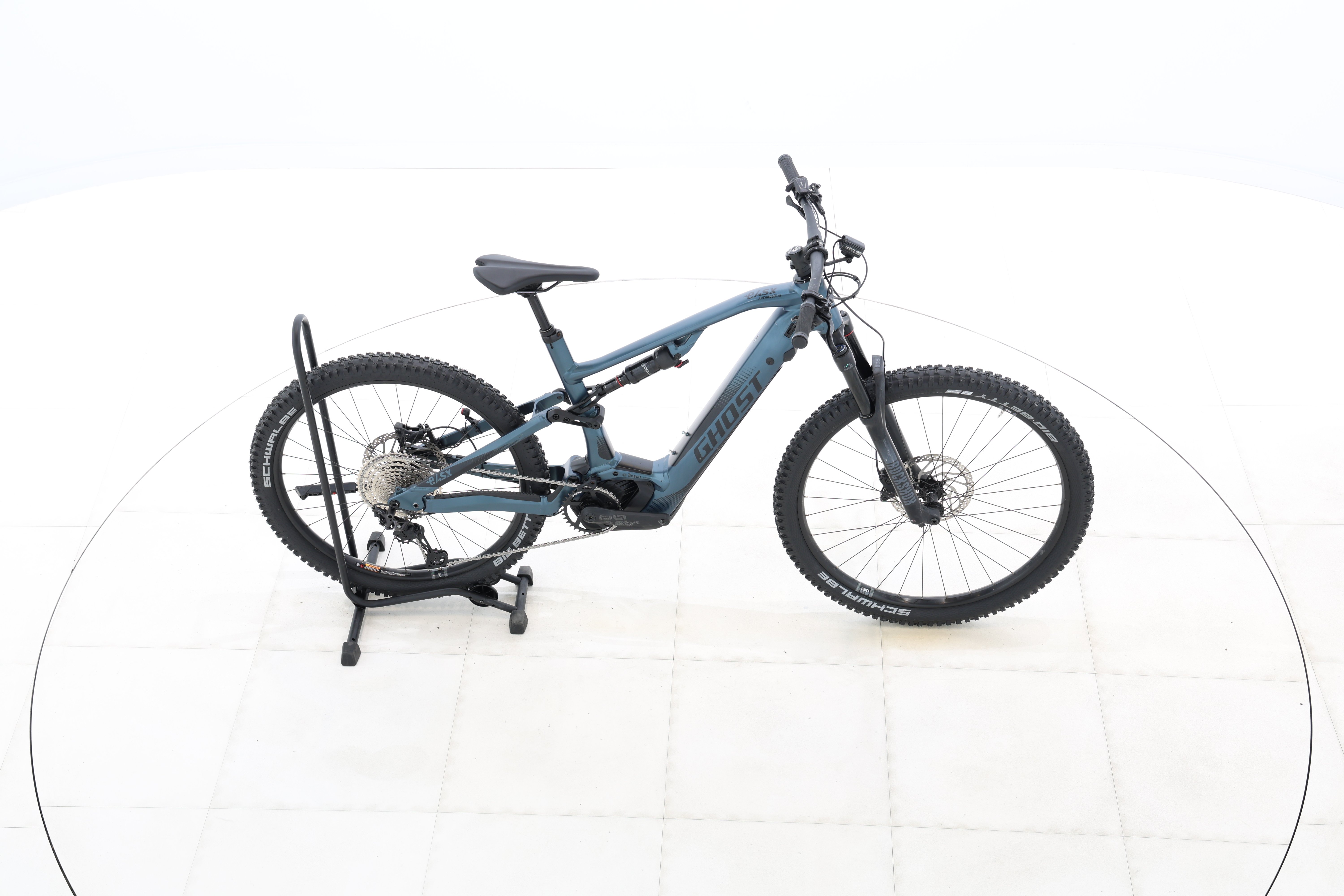 d6e555cc-6d10-42a3-9455-8b1d1405ec76