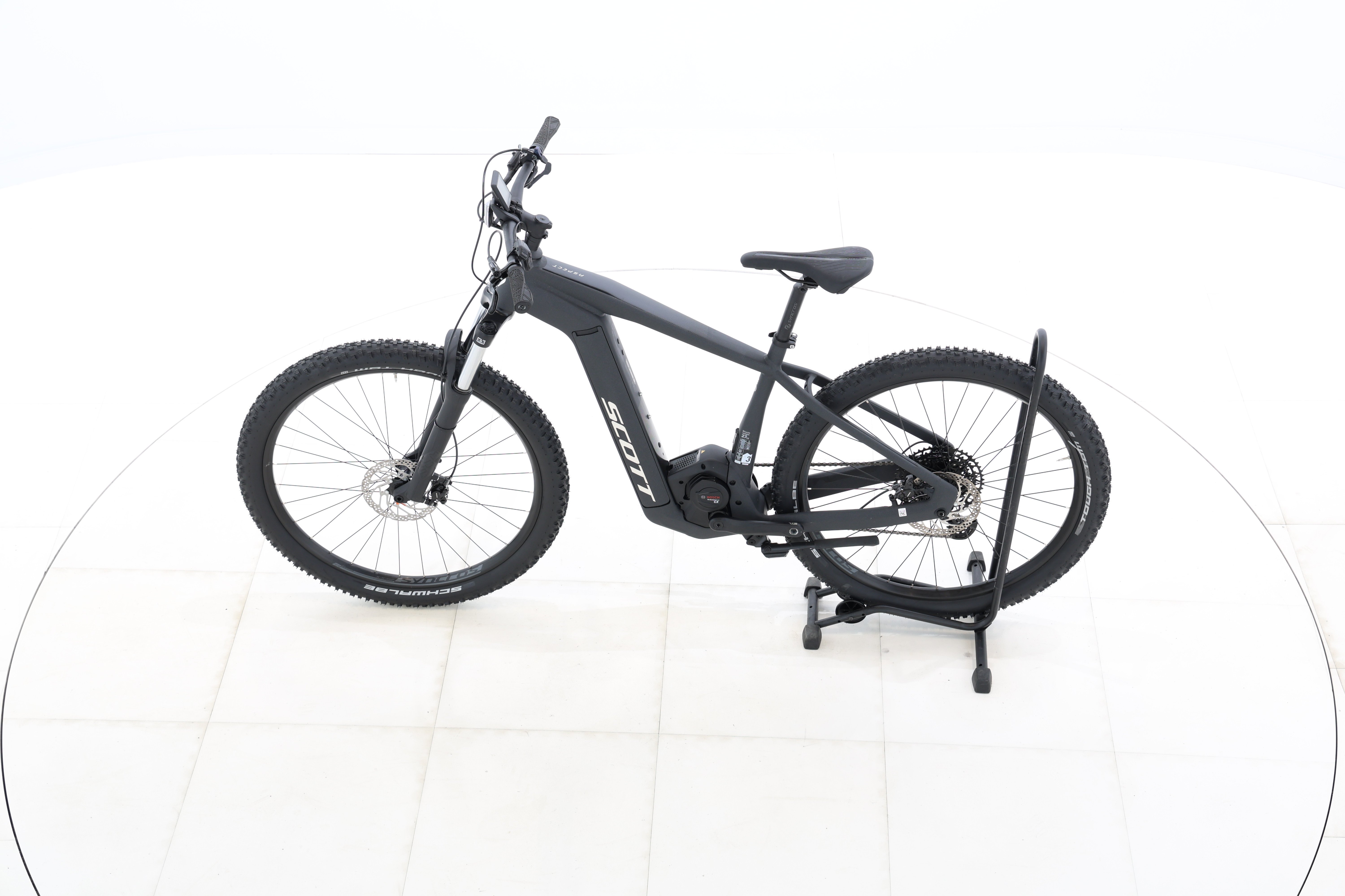 a876ef30-75d9-49a8-944b-a9395a0528a1