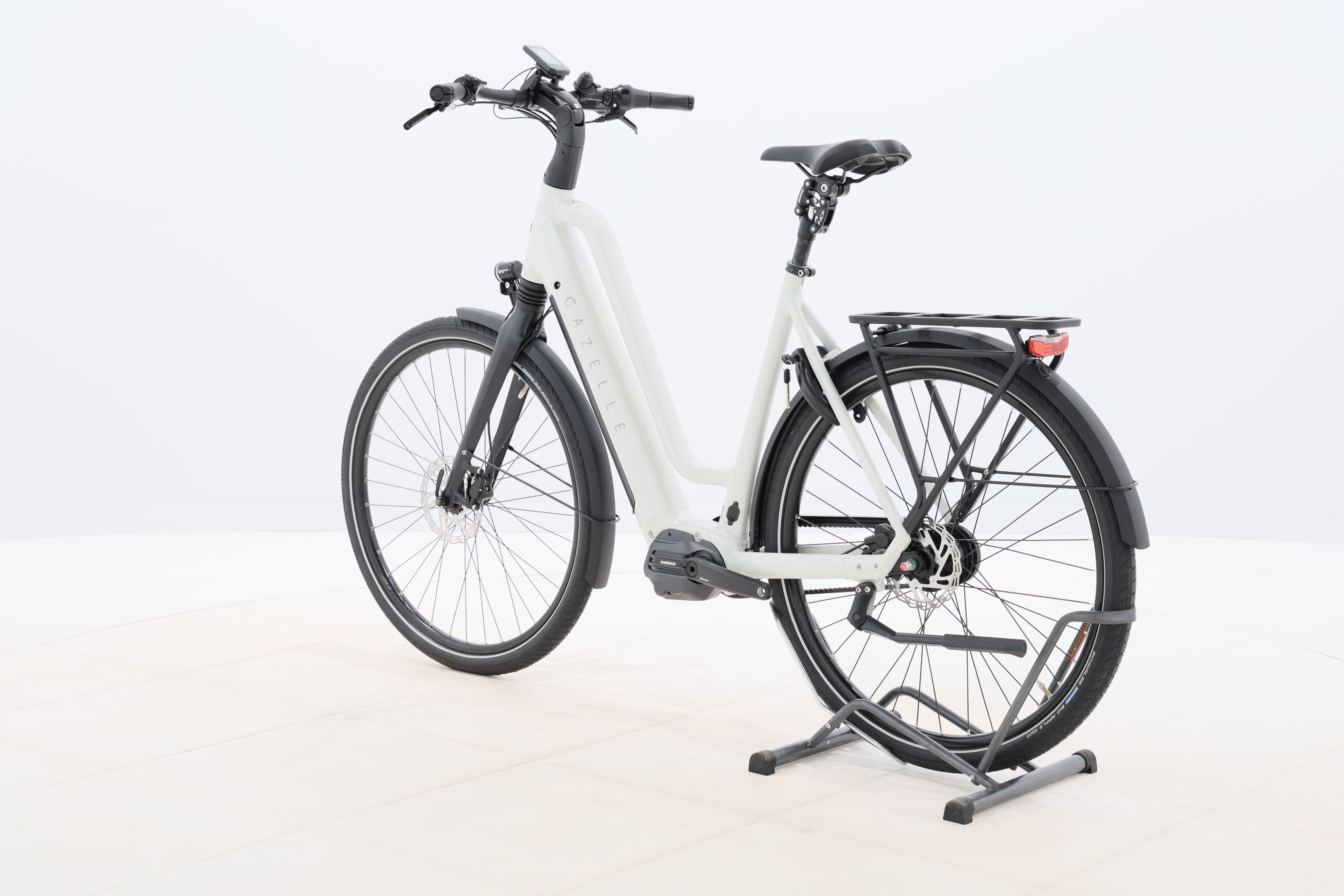 c6d6a0ca-59b1-4c7d-b854-6da3573cd1ba