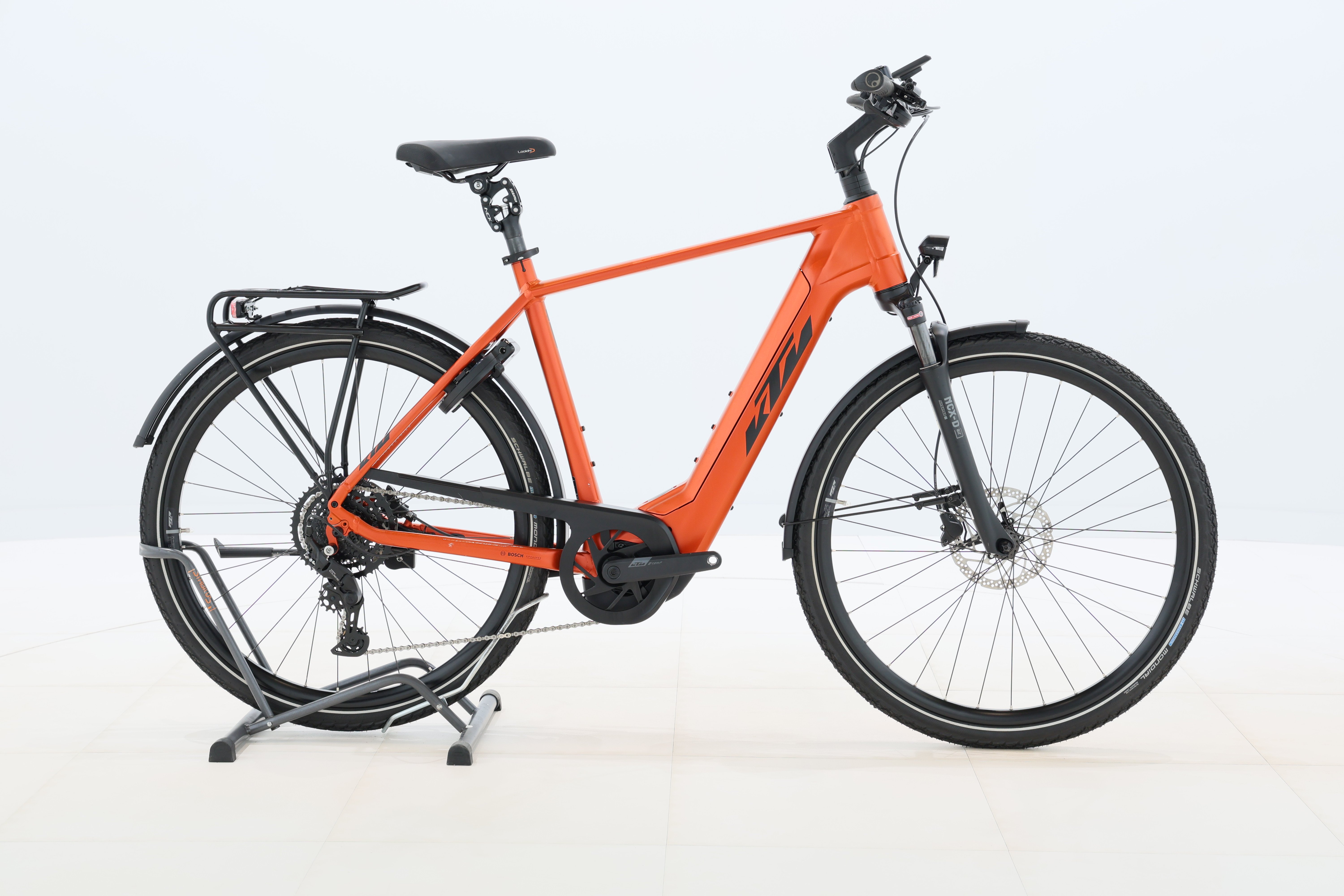 b5afbc2a-6276-4208-b761-f12fa90a8216