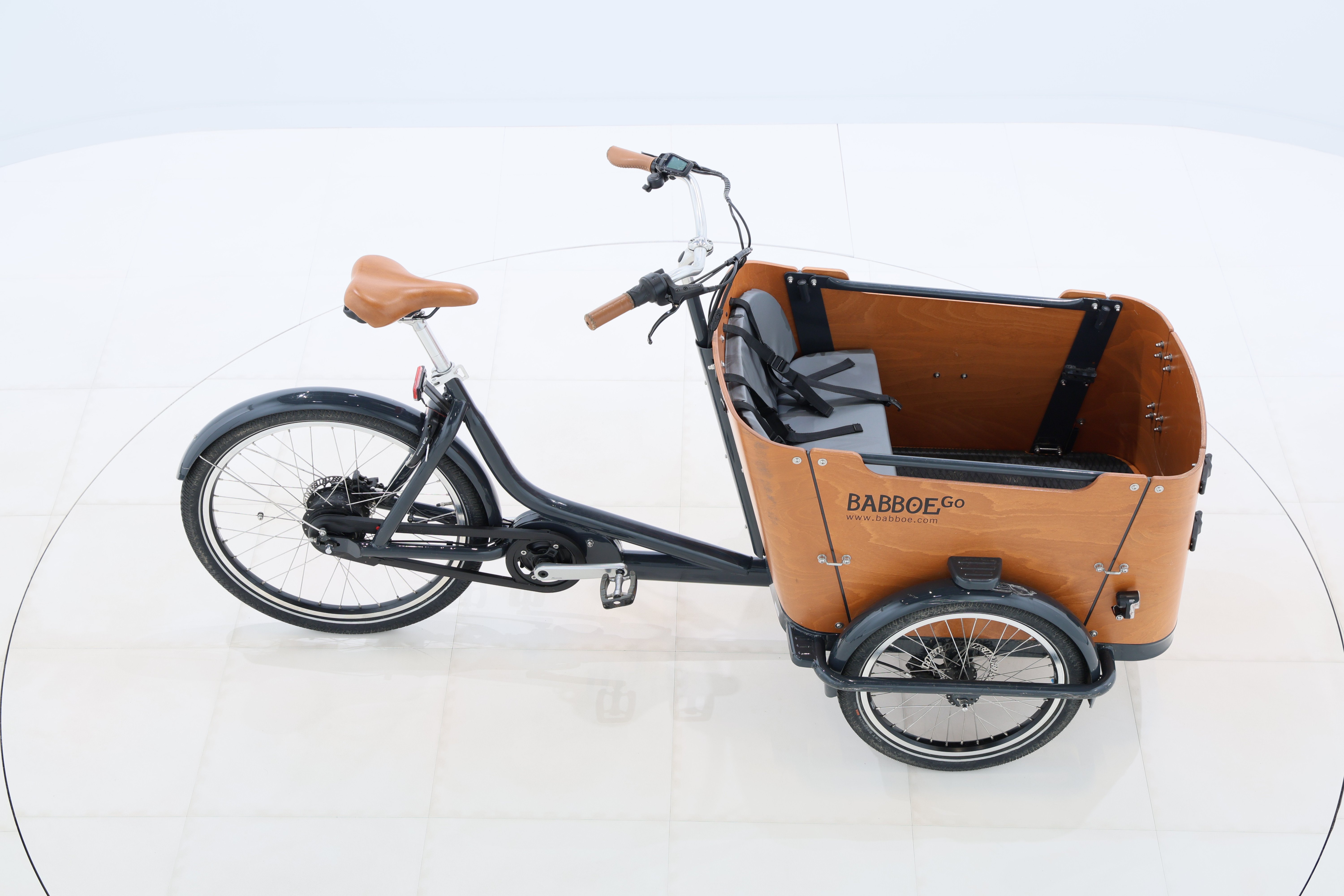 8f3883fc-cbfe-419d-af28-de0fd28ba150