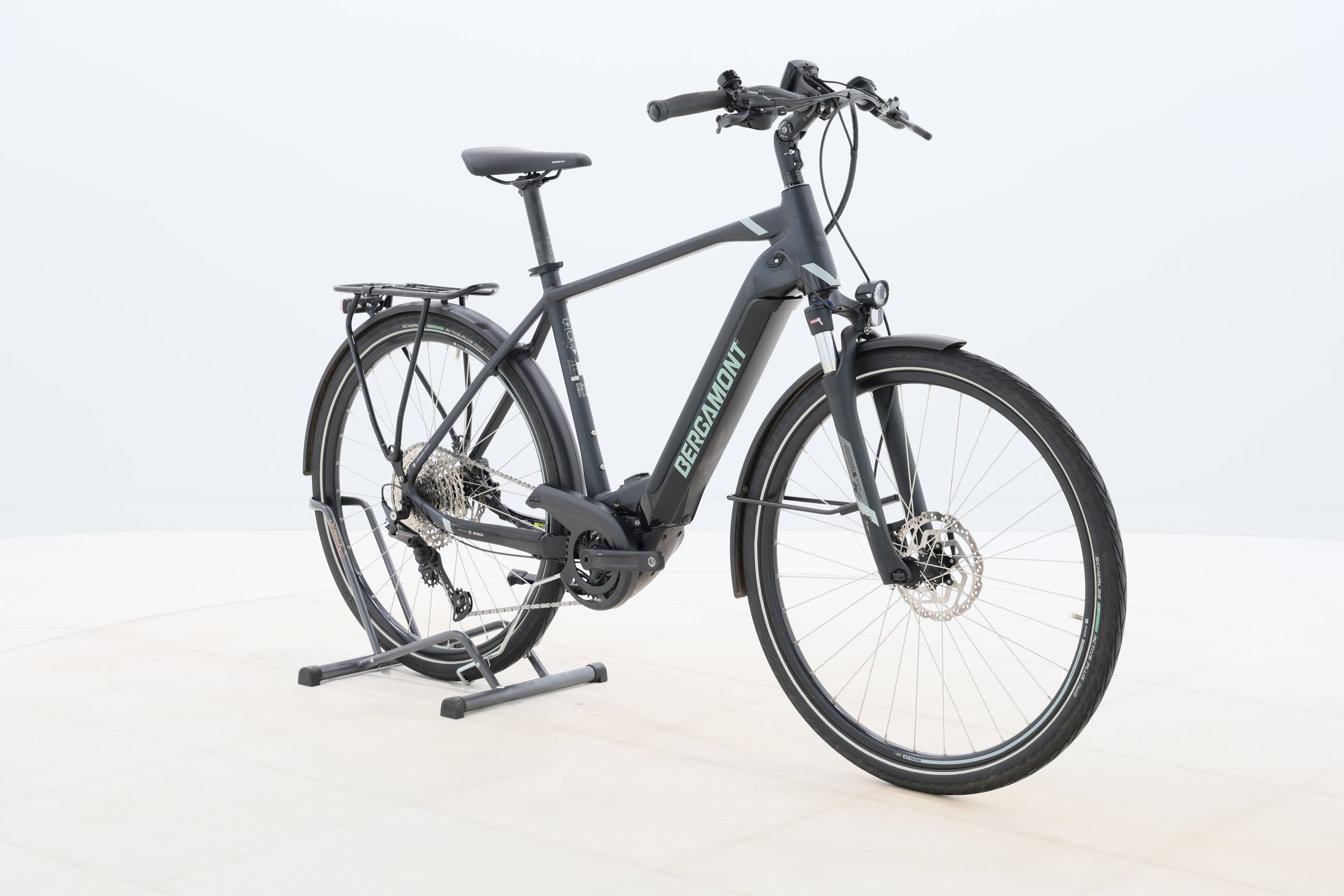 e194870f-dbfa-4d3c-8c22-9b550a45e6e3