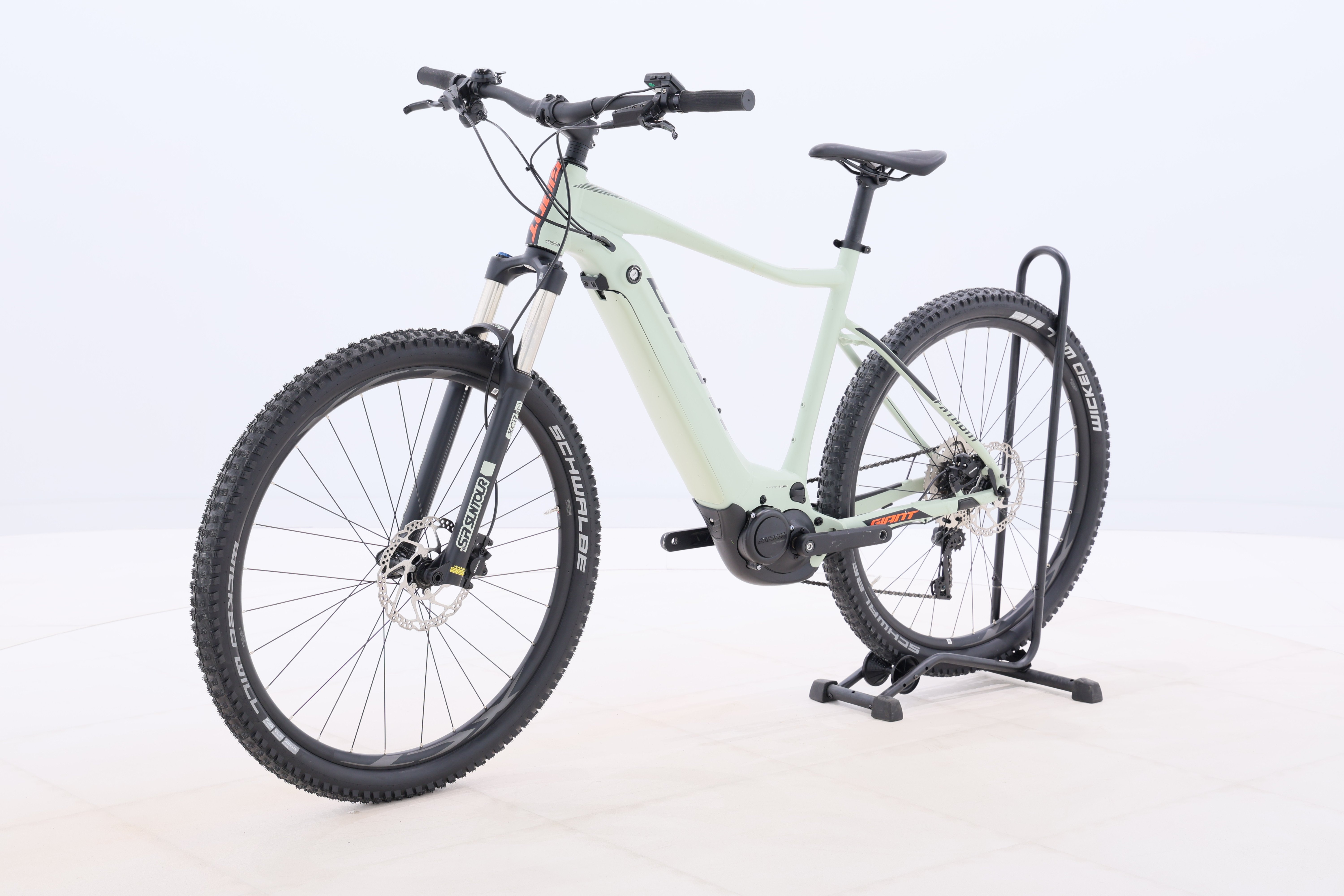 c05993c6-0db9-4f5c-b93a-03b1d39b5276