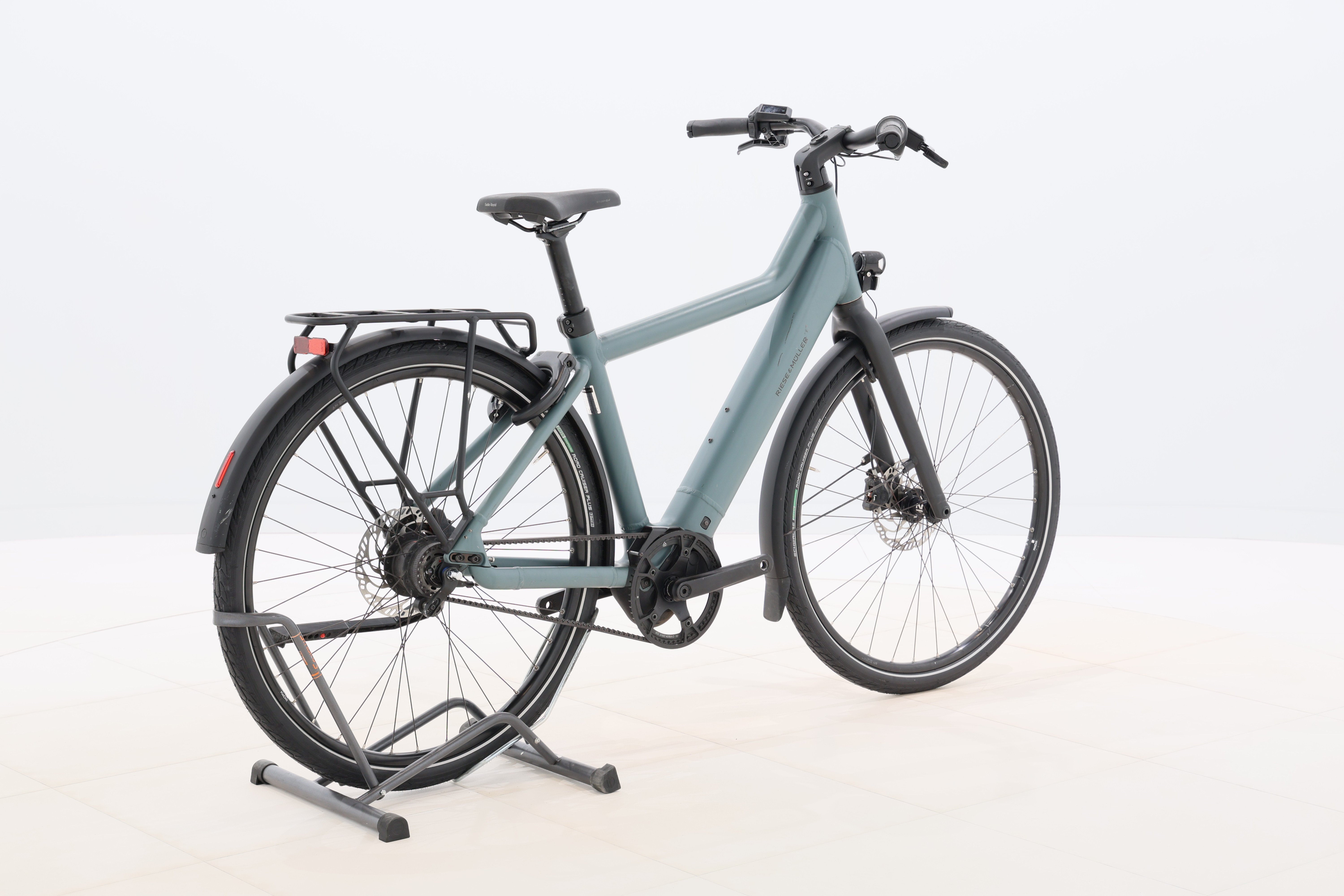 c86a705a-2b83-409e-98fe-69a305430062