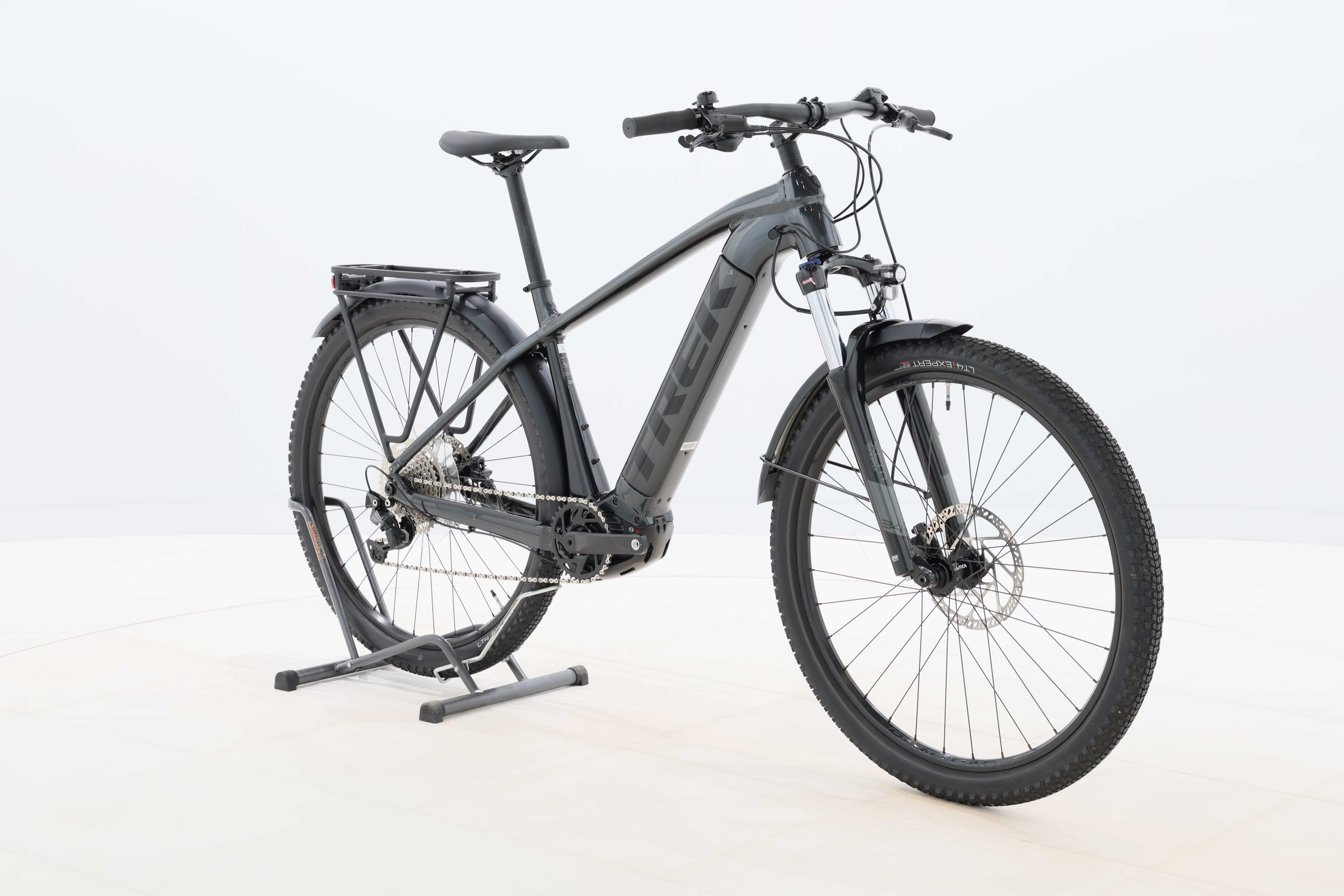 0ef5b331-0da8-4a1a-b070-585caa790a78