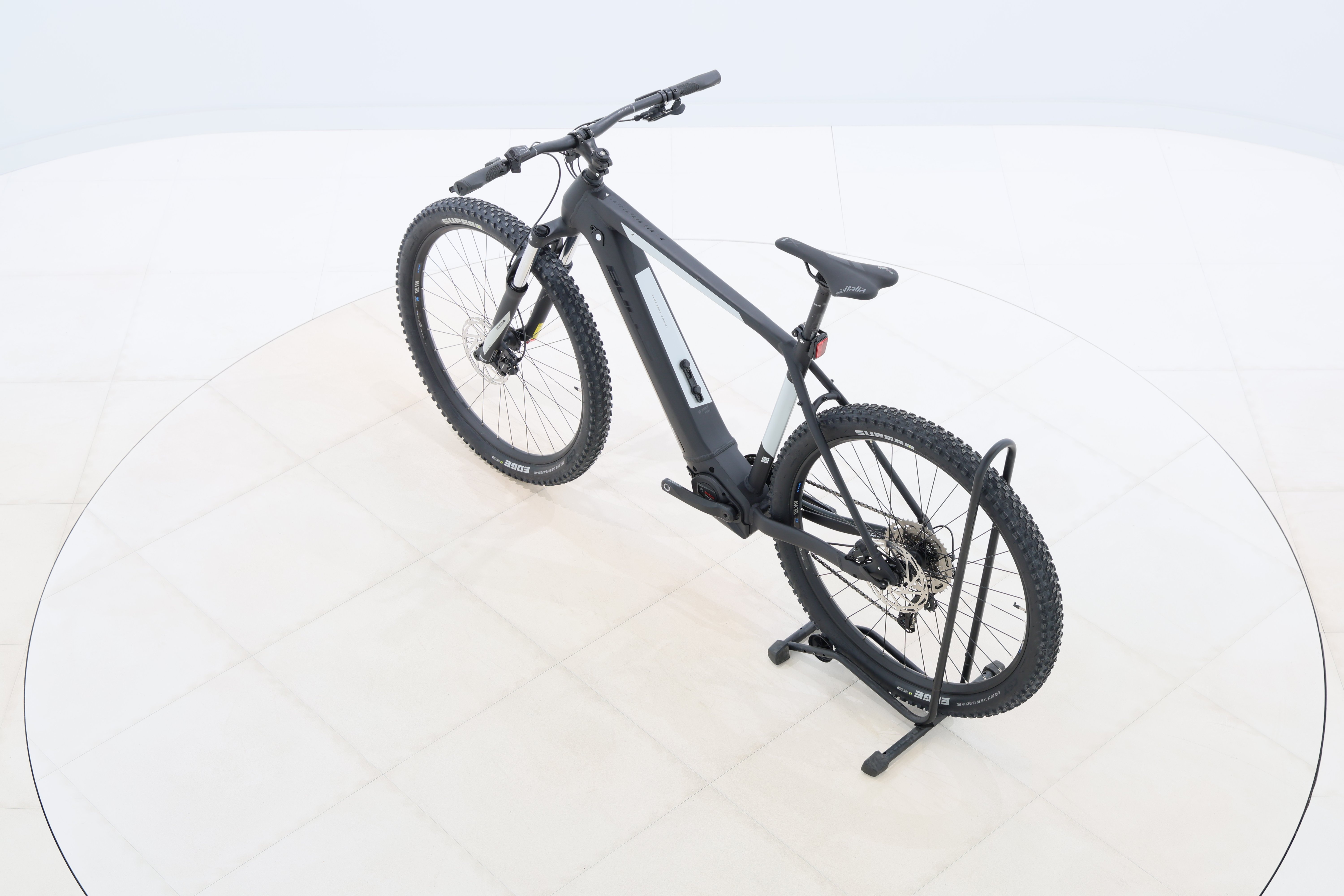 3abb2d5d-10b1-497e-803e-49e733f23c39