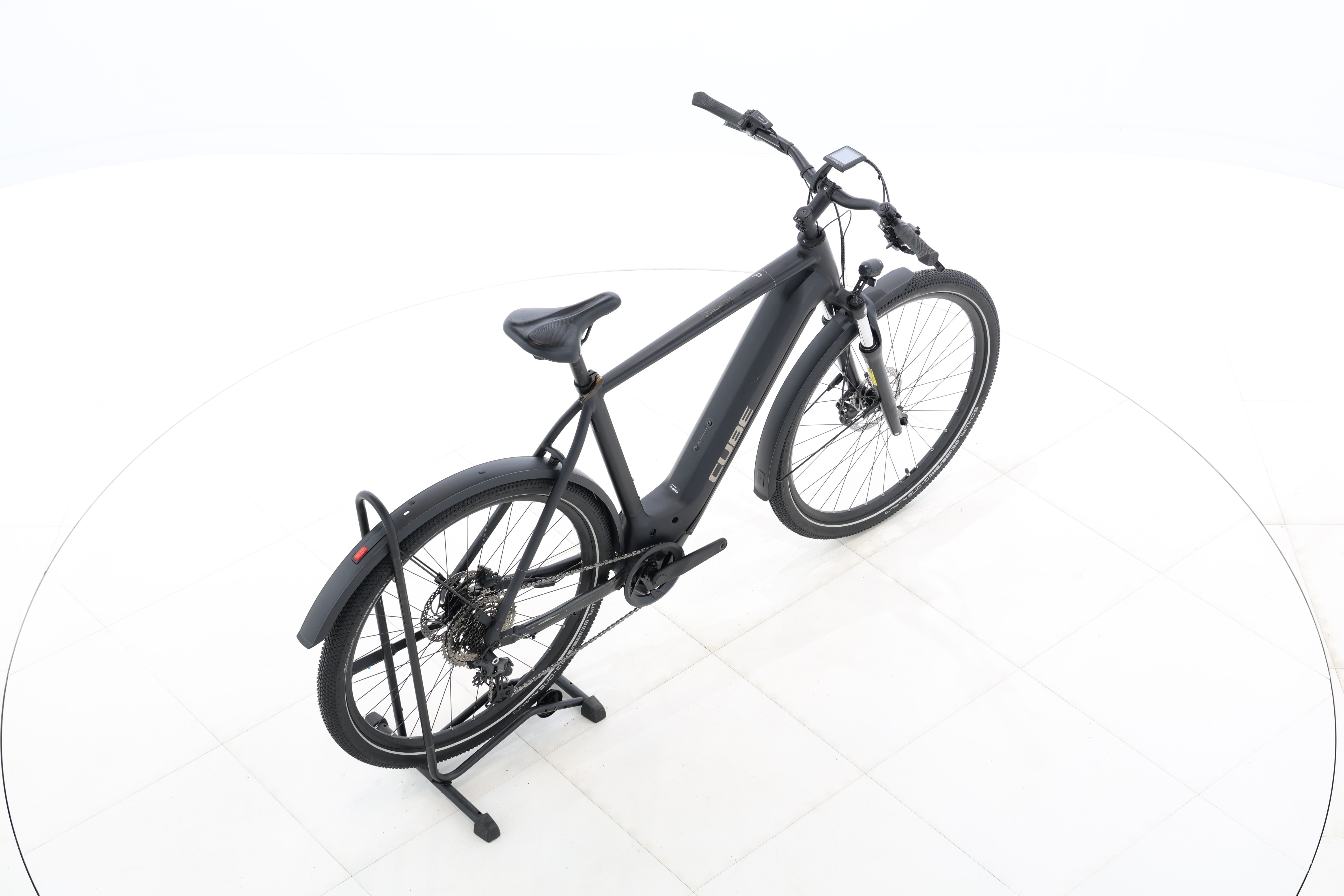 ab440aed-ab5d-42b8-bd39-47009077e368