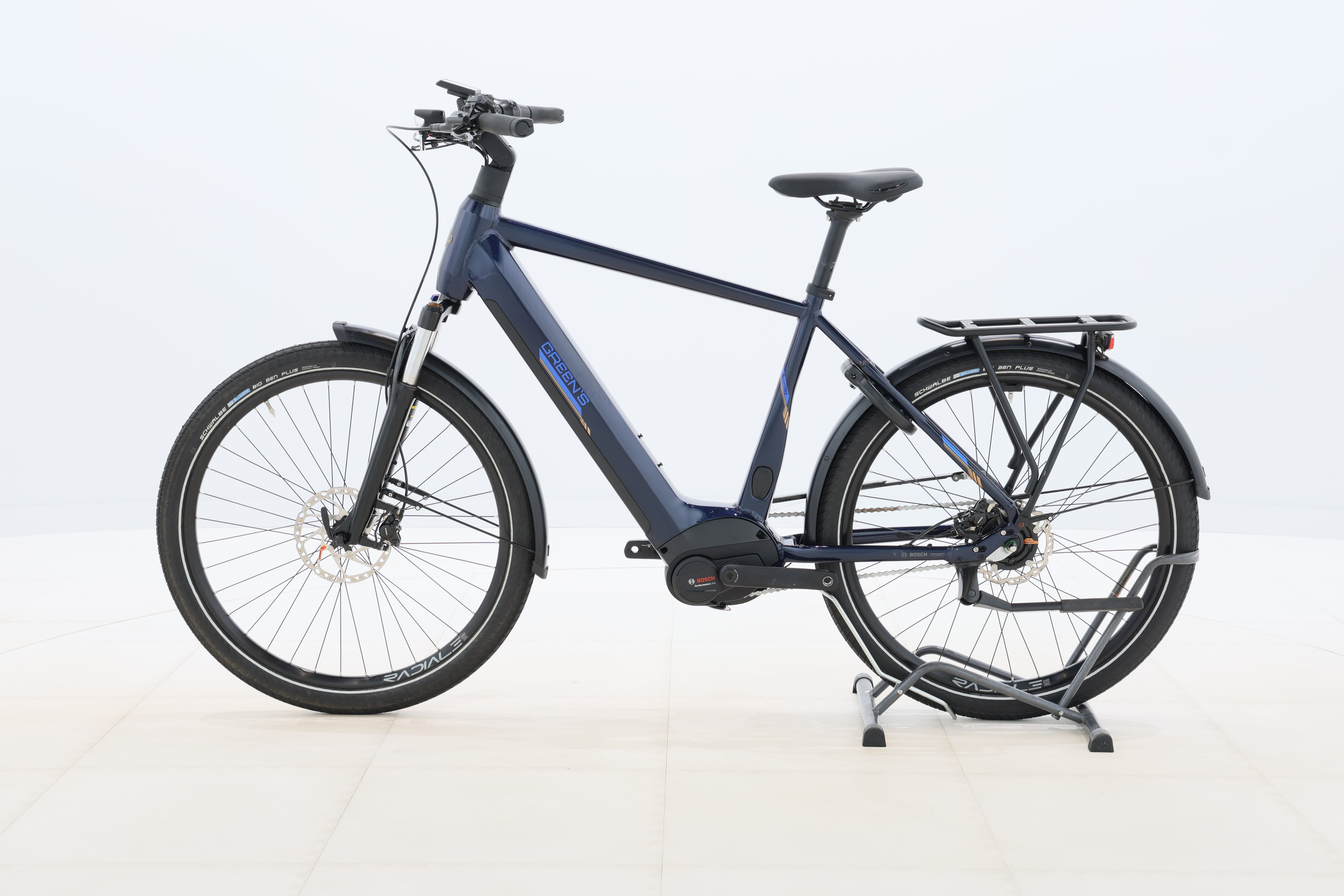 b513fe36-1029-48f1-ac17-82c8a116b123