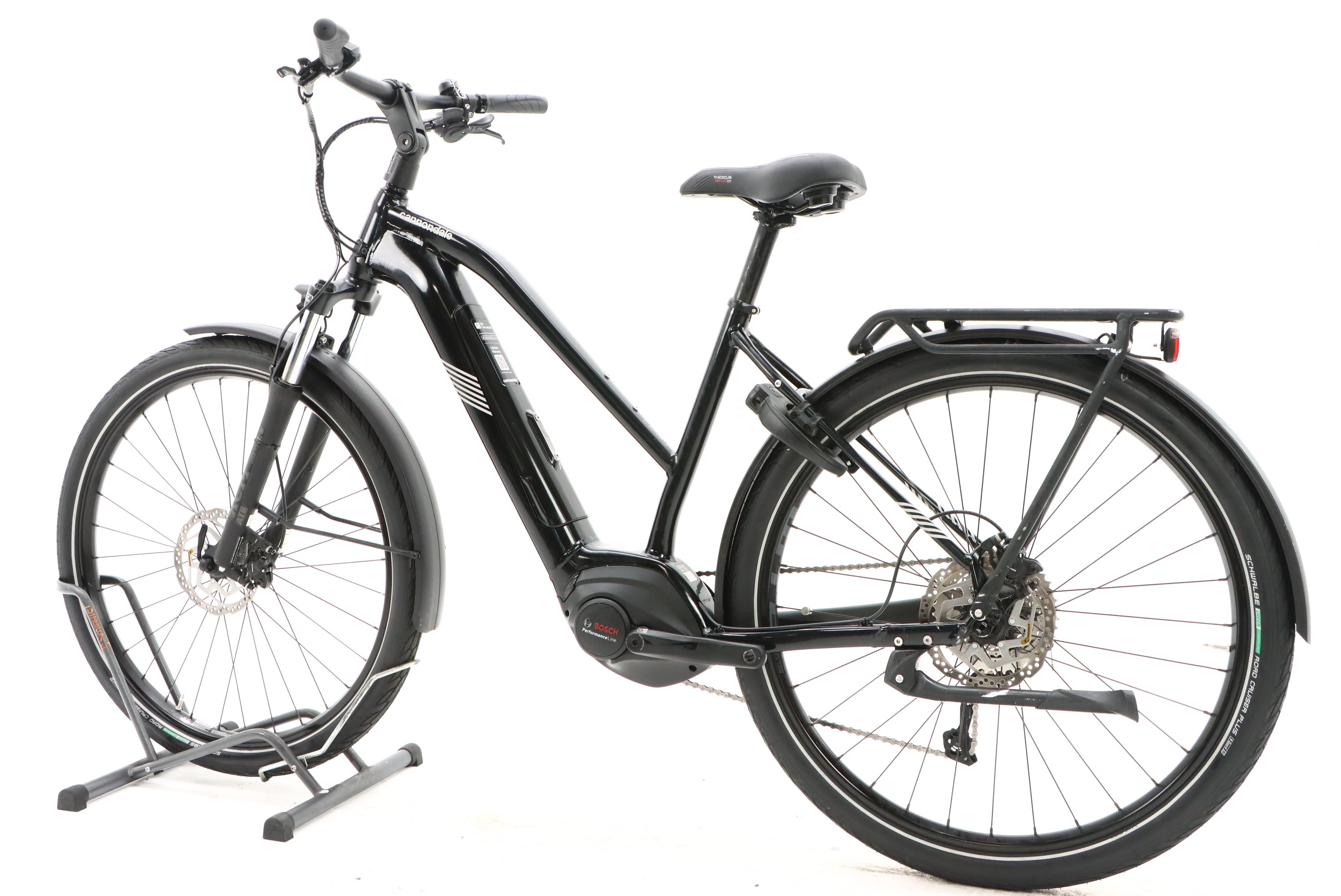 b814ffe3-81bd-4066-9abd-eec1107ad2f6